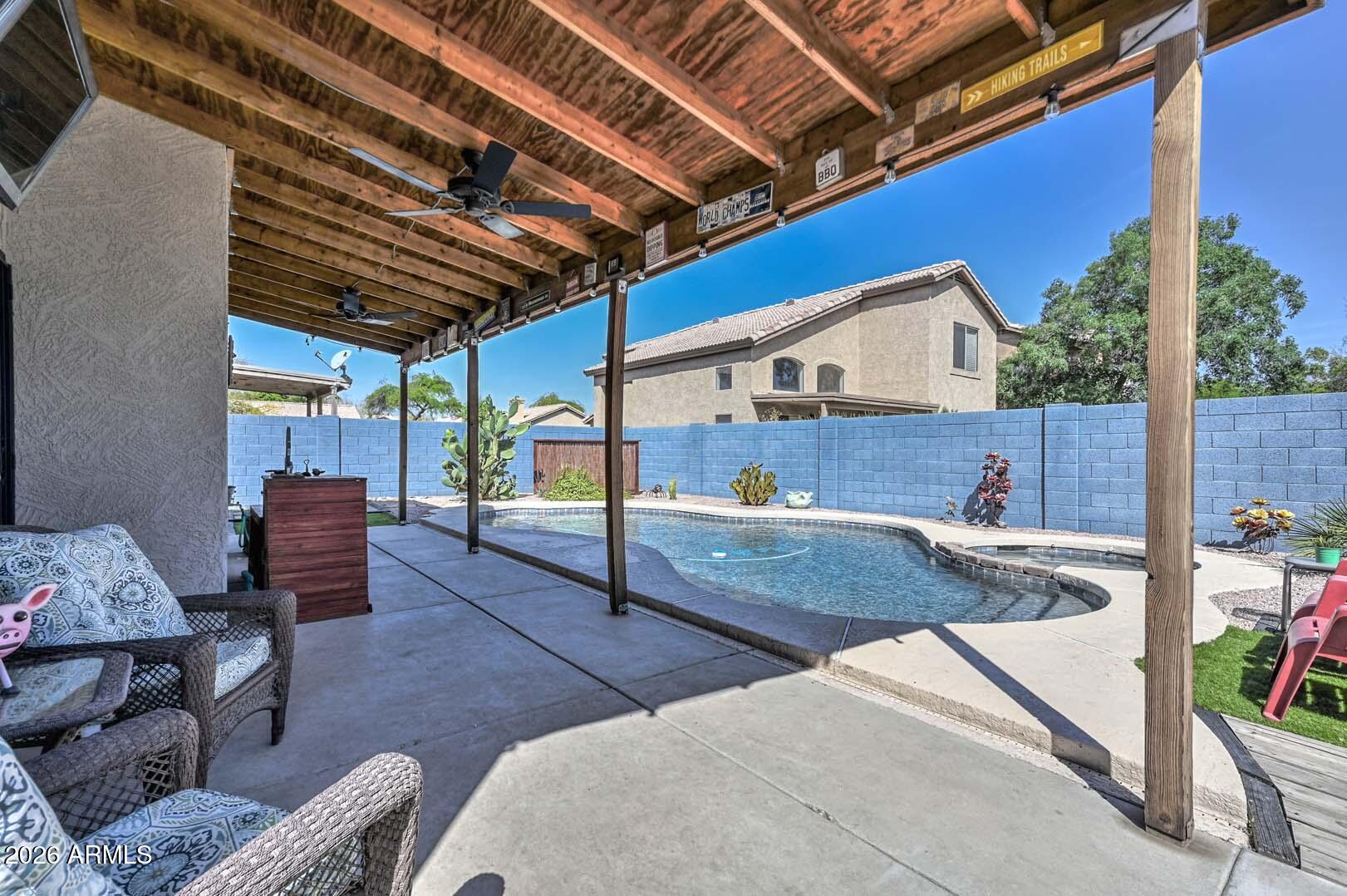 6946 W VIA DEL SOL Drive