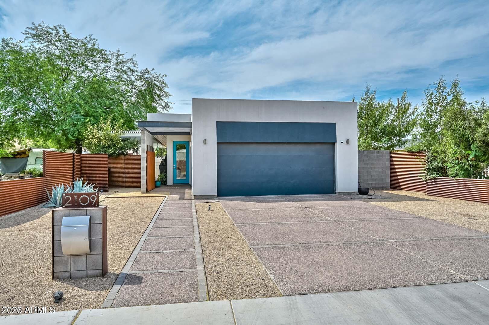 2109 E VIRGINIA Avenue