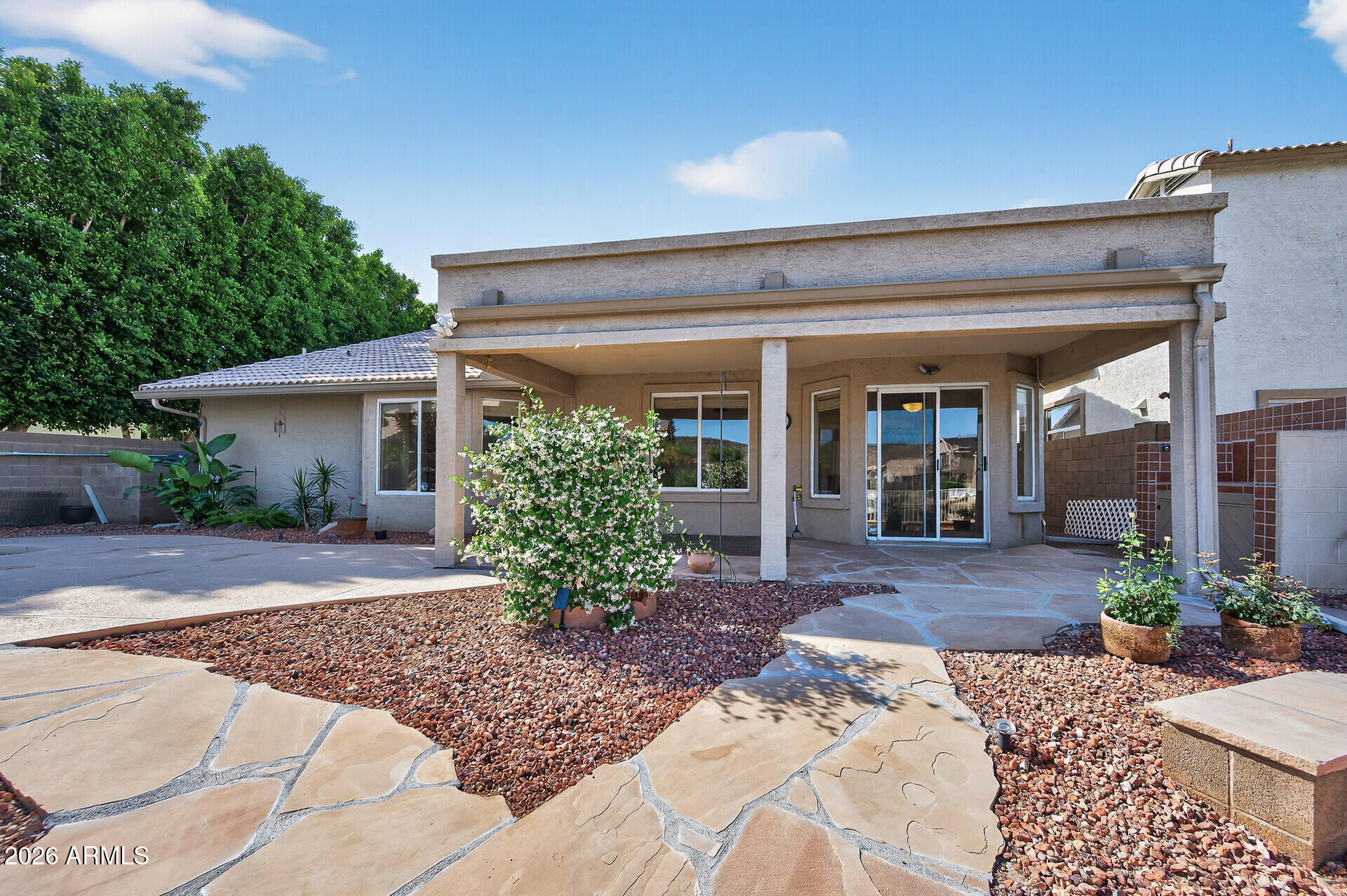 5330 W PONTIAC Drive