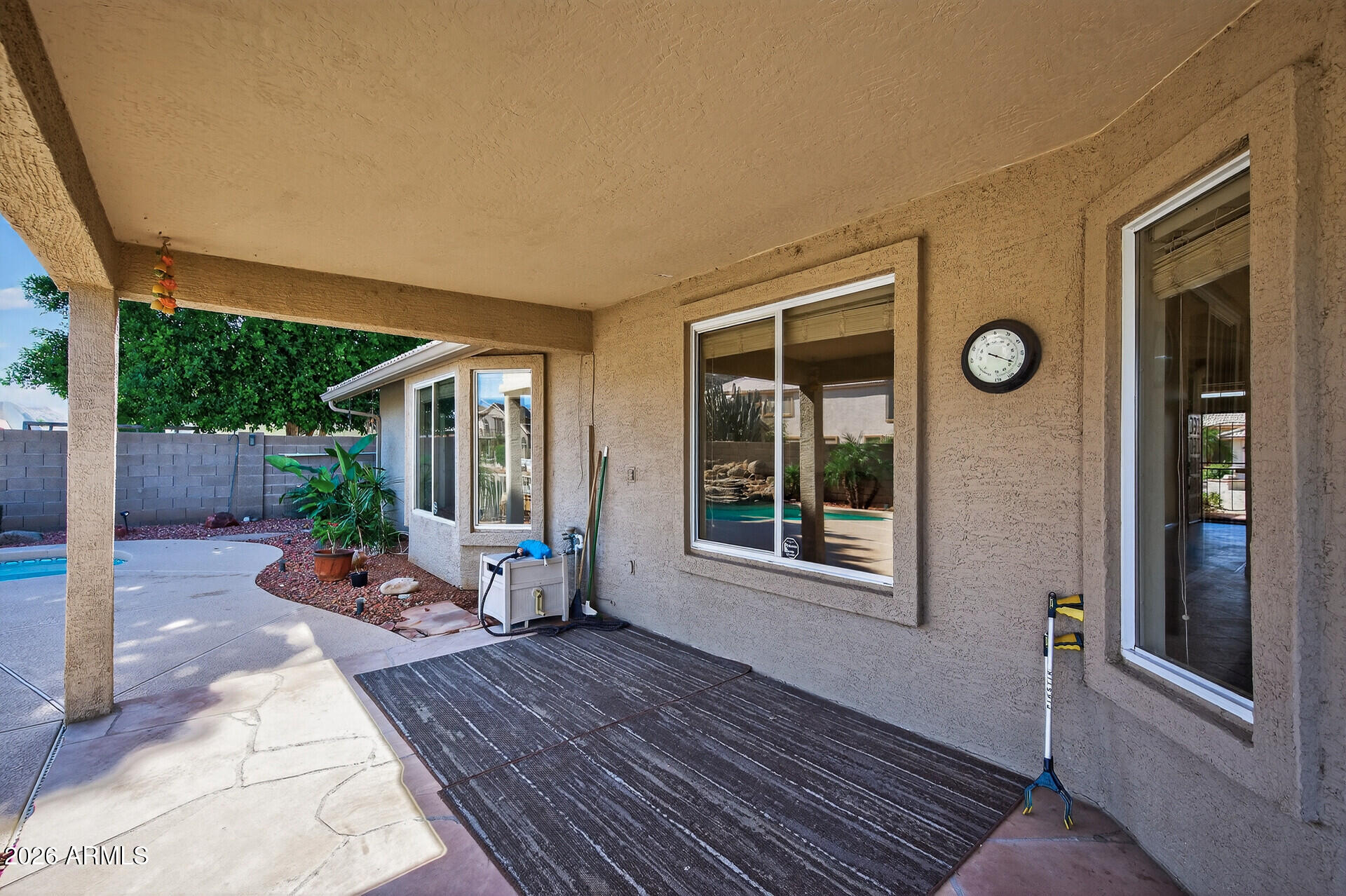 5330 W PONTIAC Drive