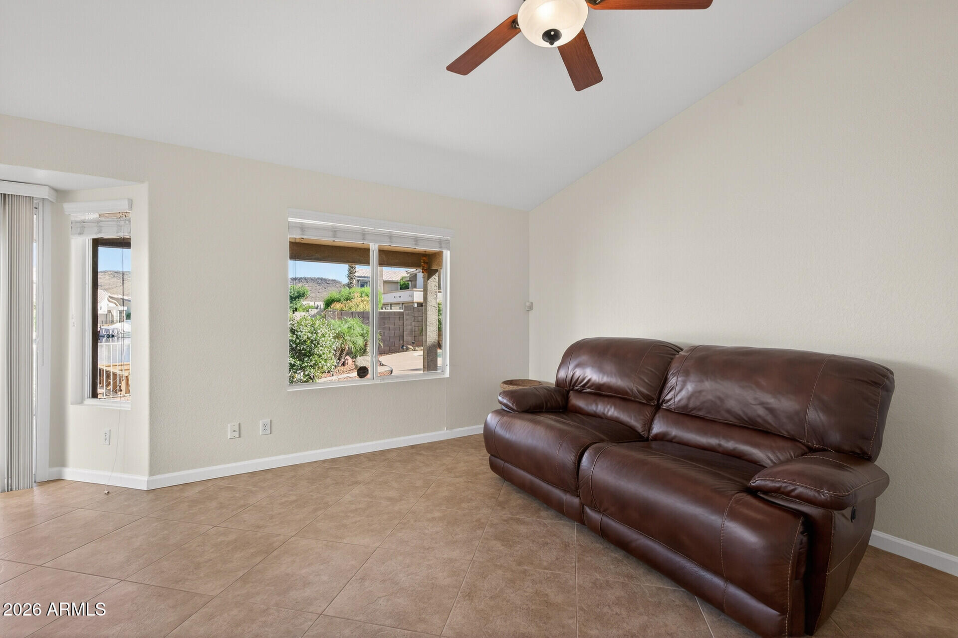 5330 W PONTIAC Drive