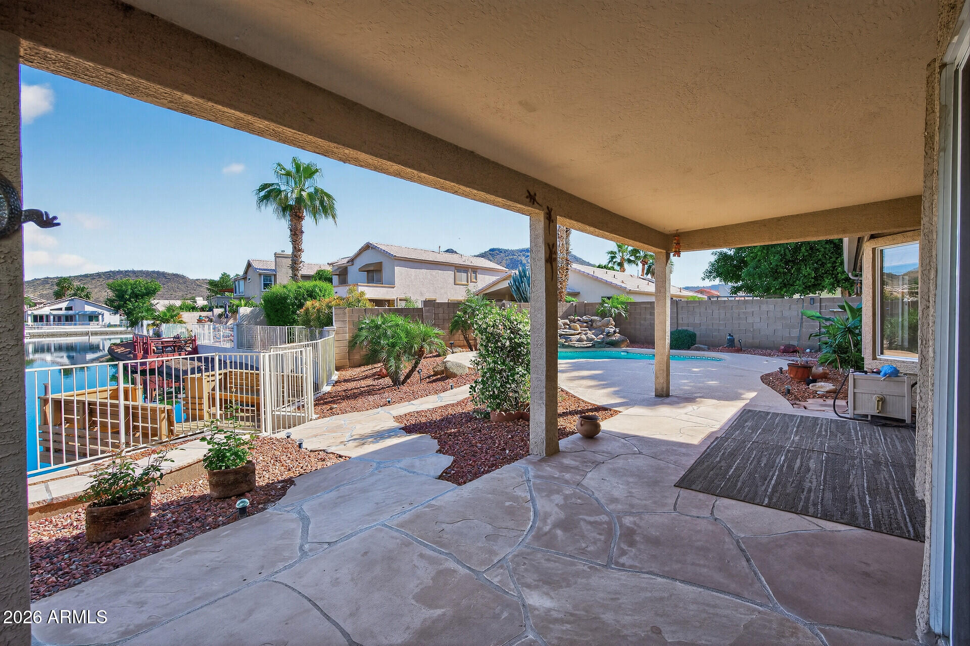 5330 W PONTIAC Drive