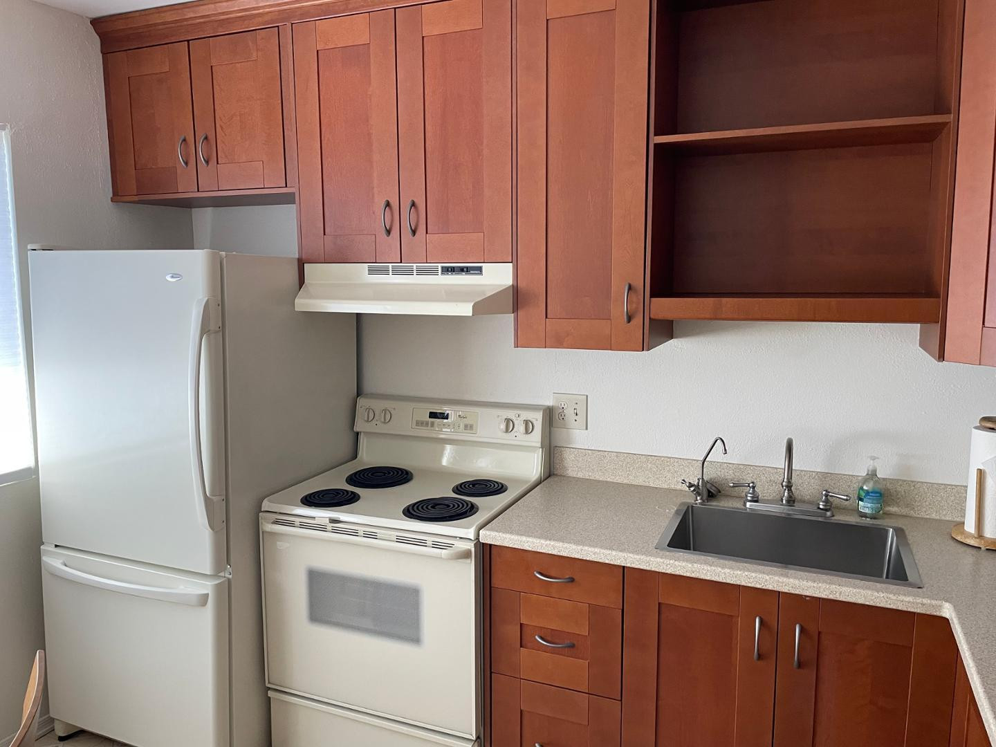 749 E Montebello 232