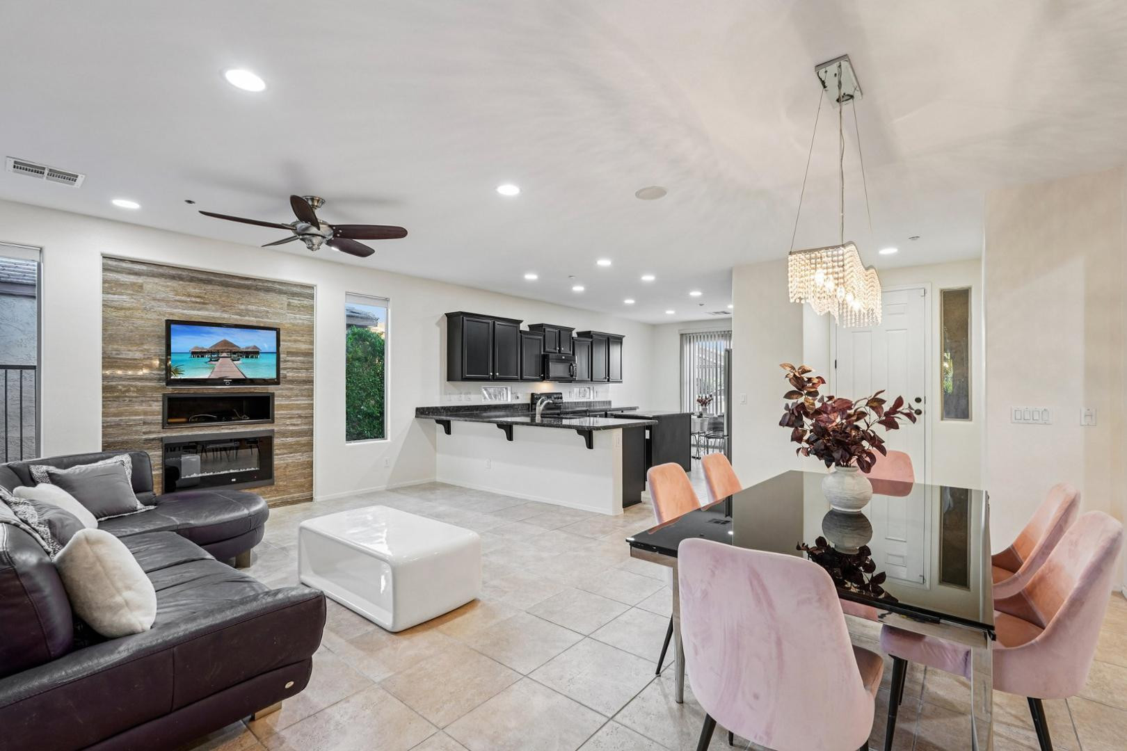 12600 W Rosewood
