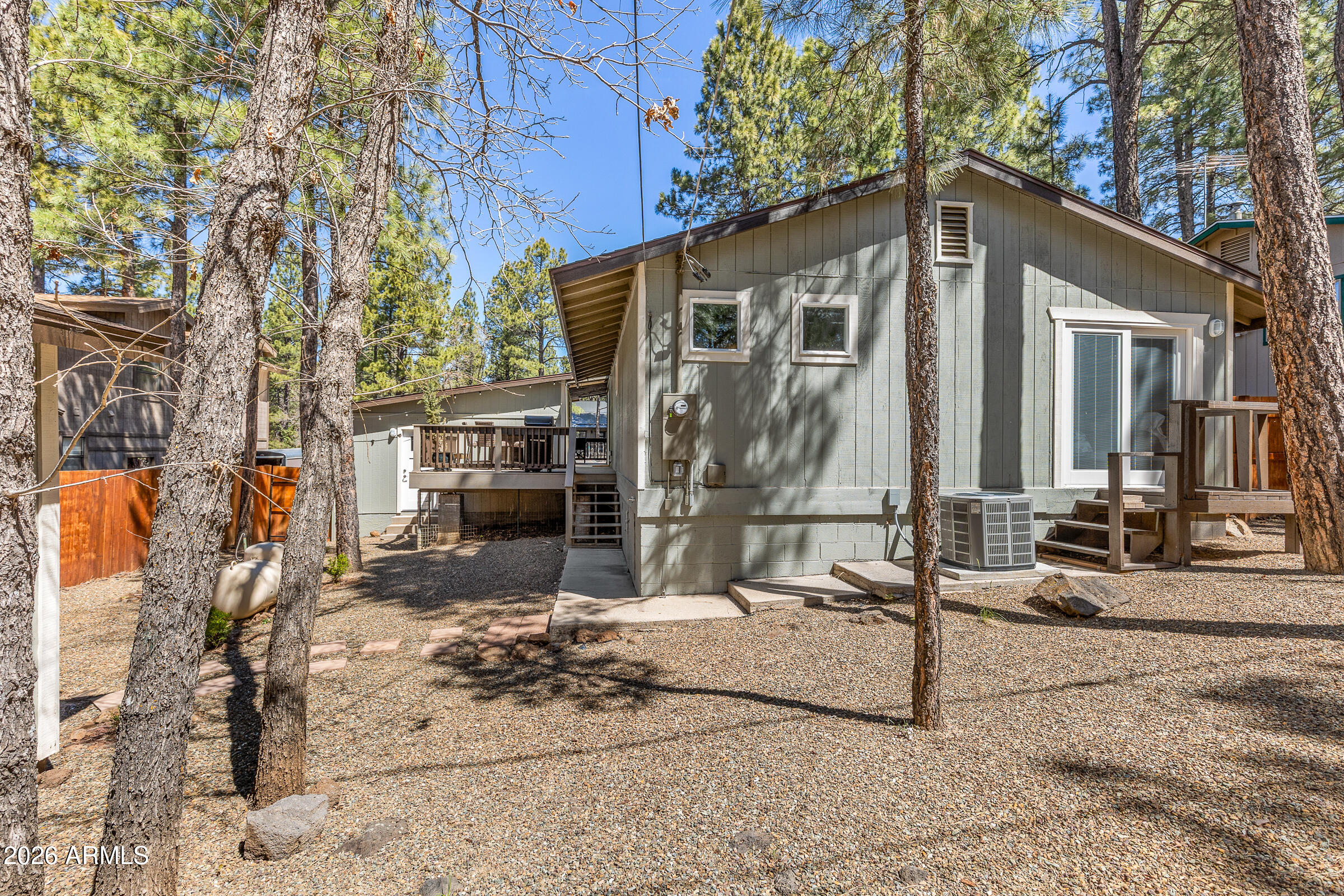 1345 E JAGUAR Lane