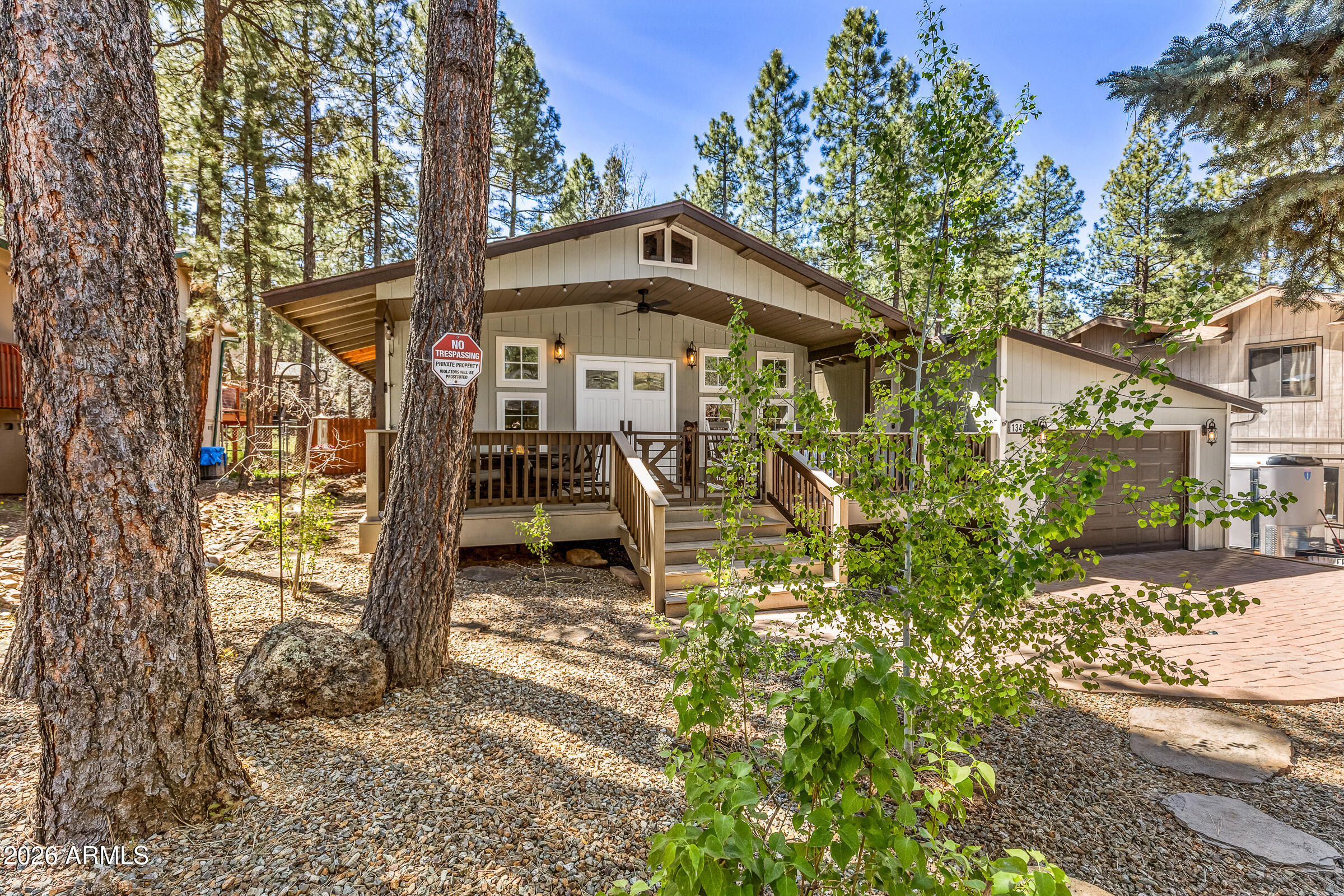 1345 E JAGUAR Lane