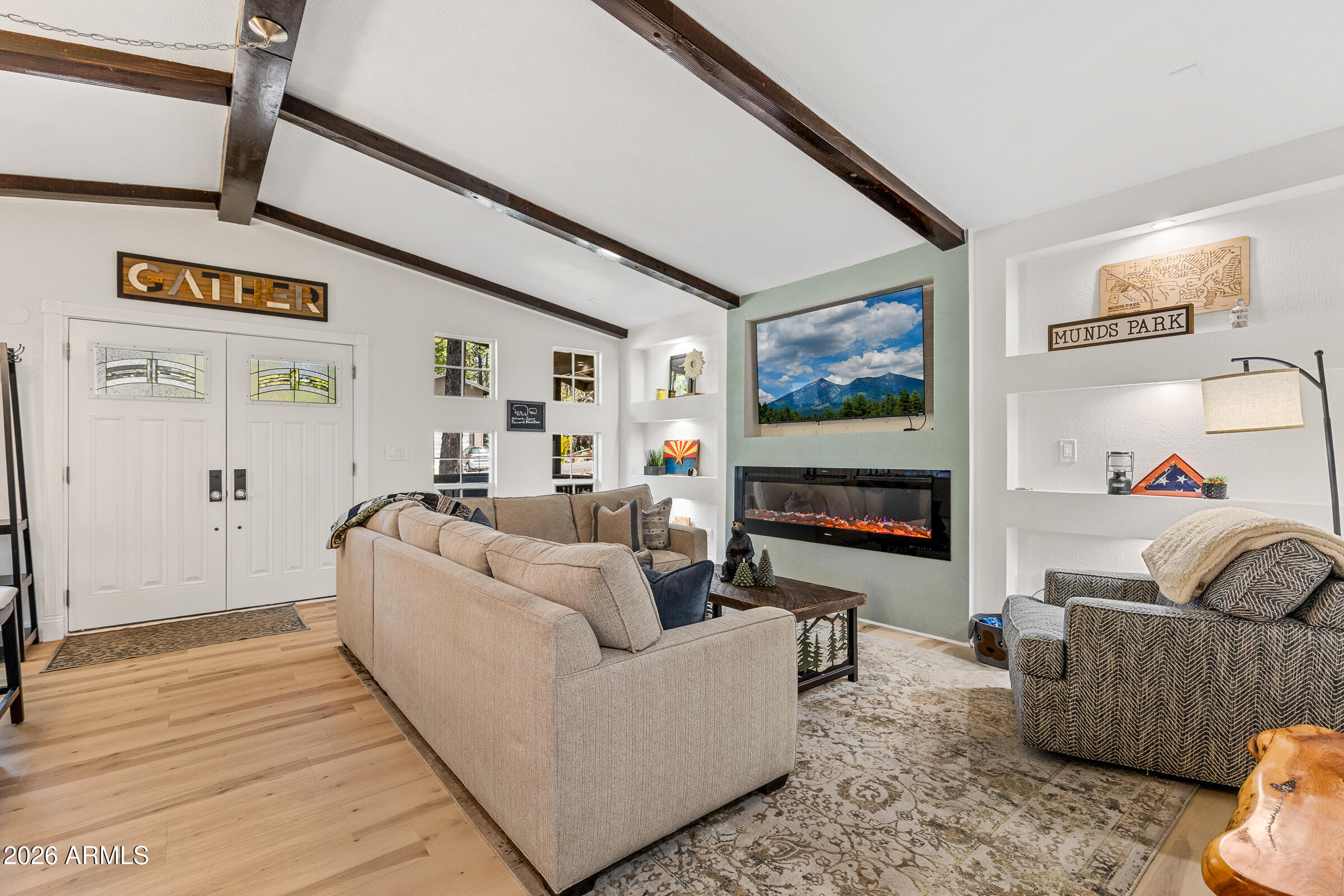 1345 E JAGUAR Lane