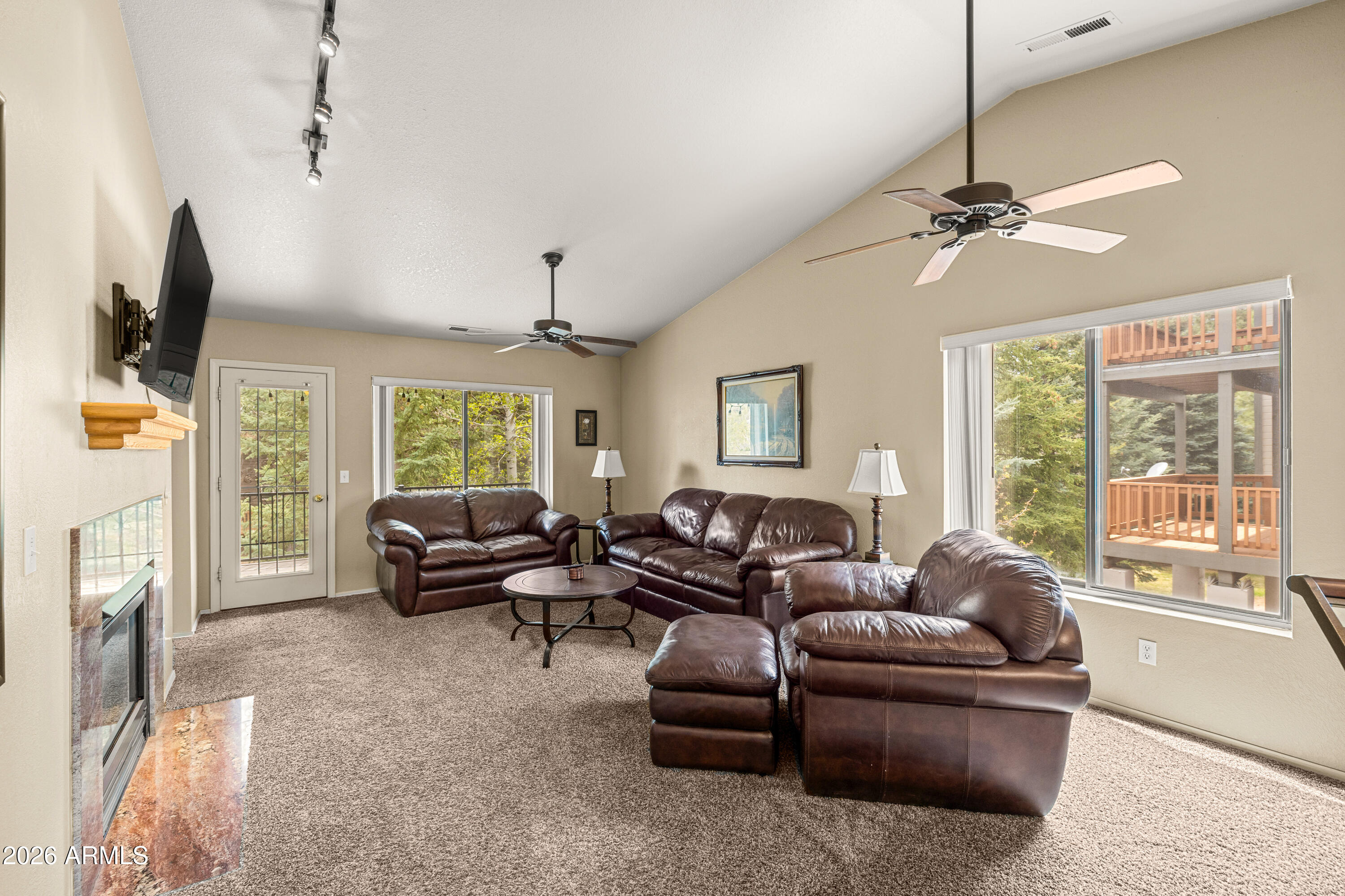 6475 E SETTLERS RUN Road 14