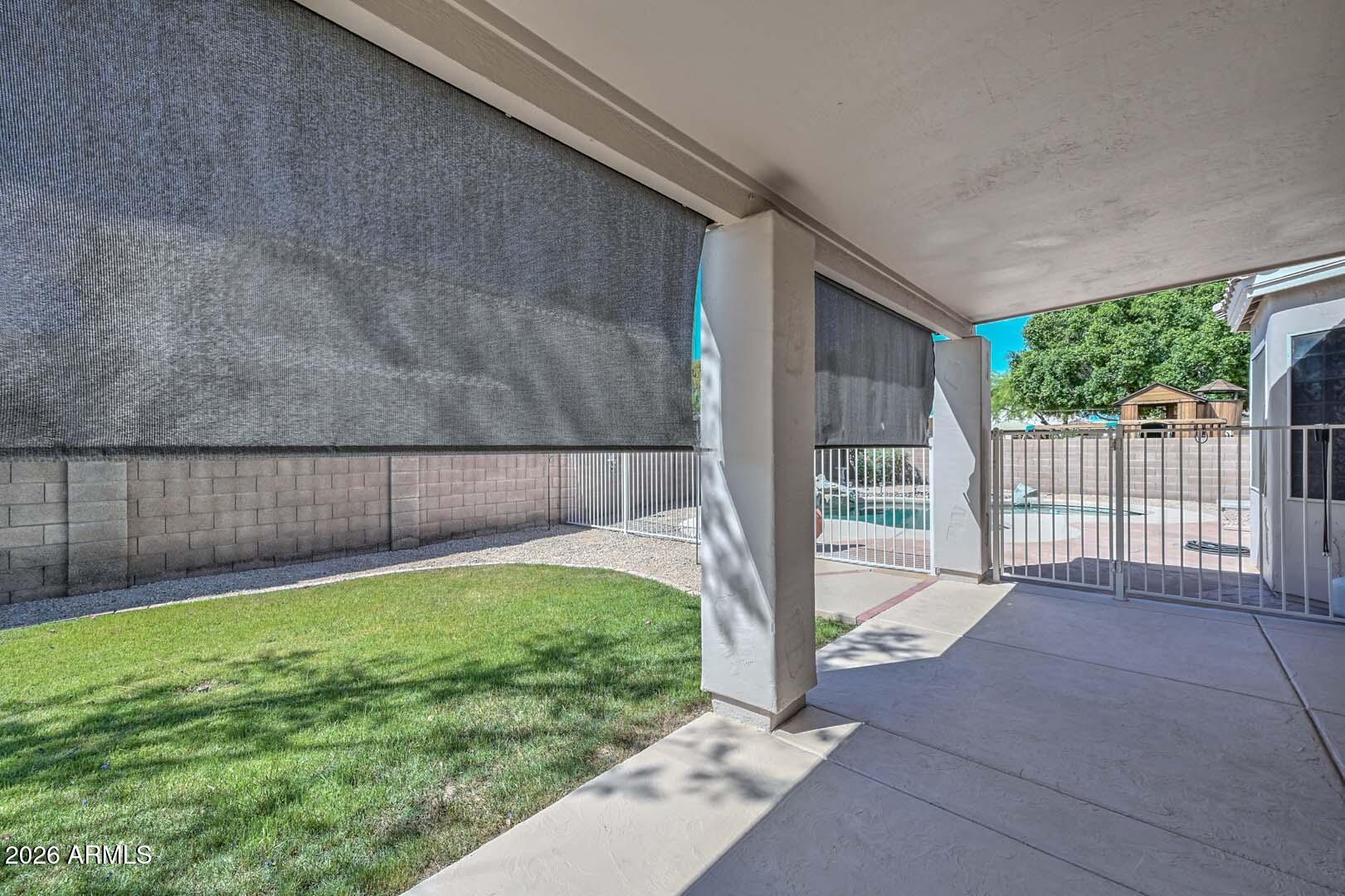 7444 W FOOTHILL Drive
