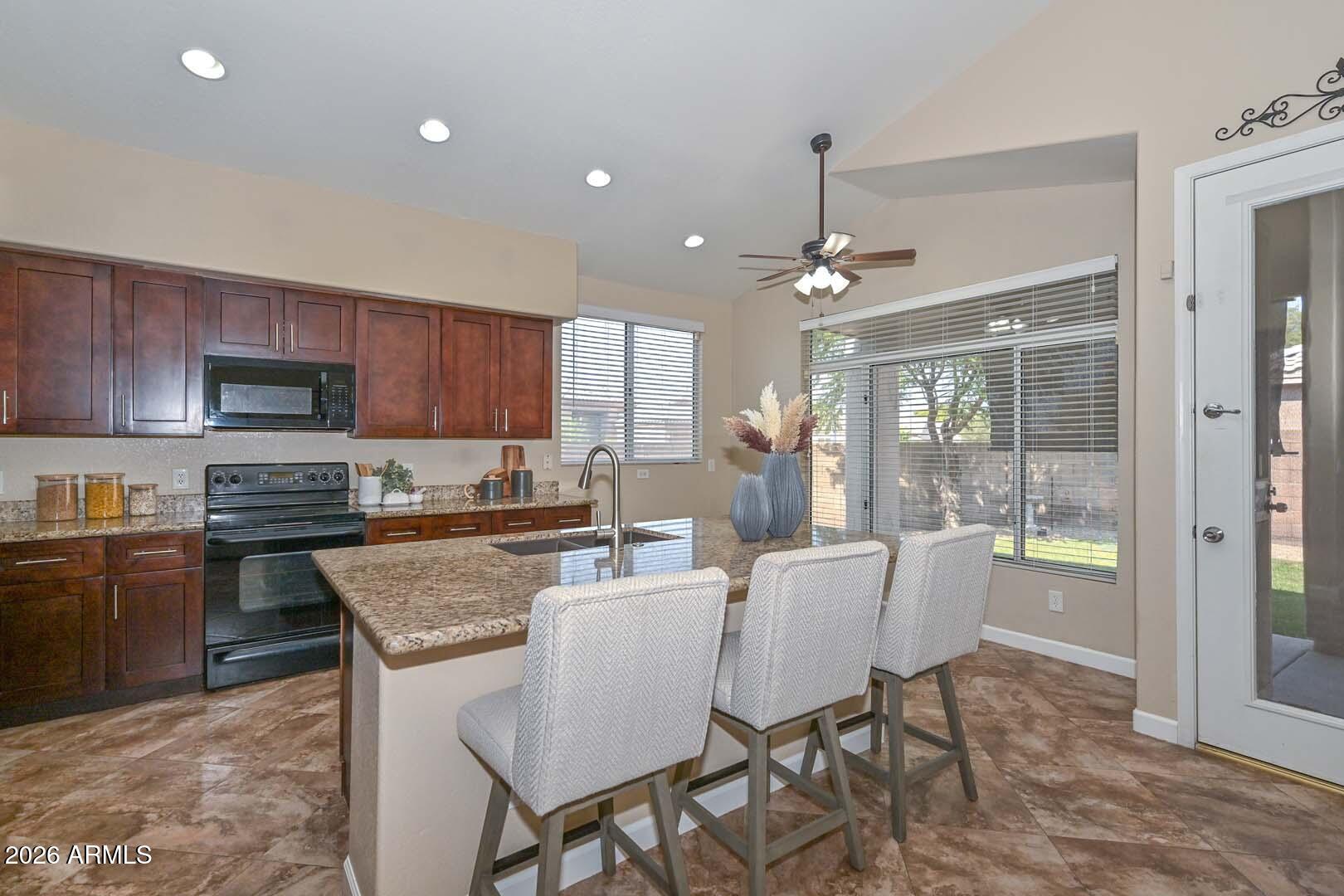 7444 W FOOTHILL Drive