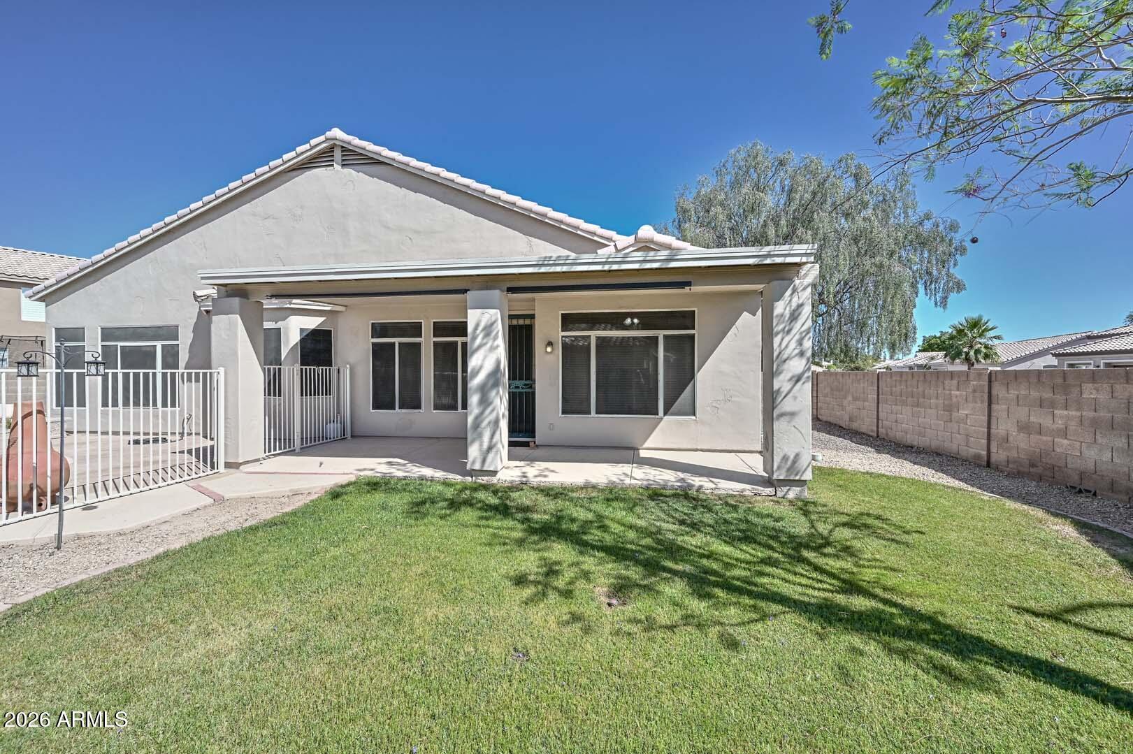 7444 W FOOTHILL Drive