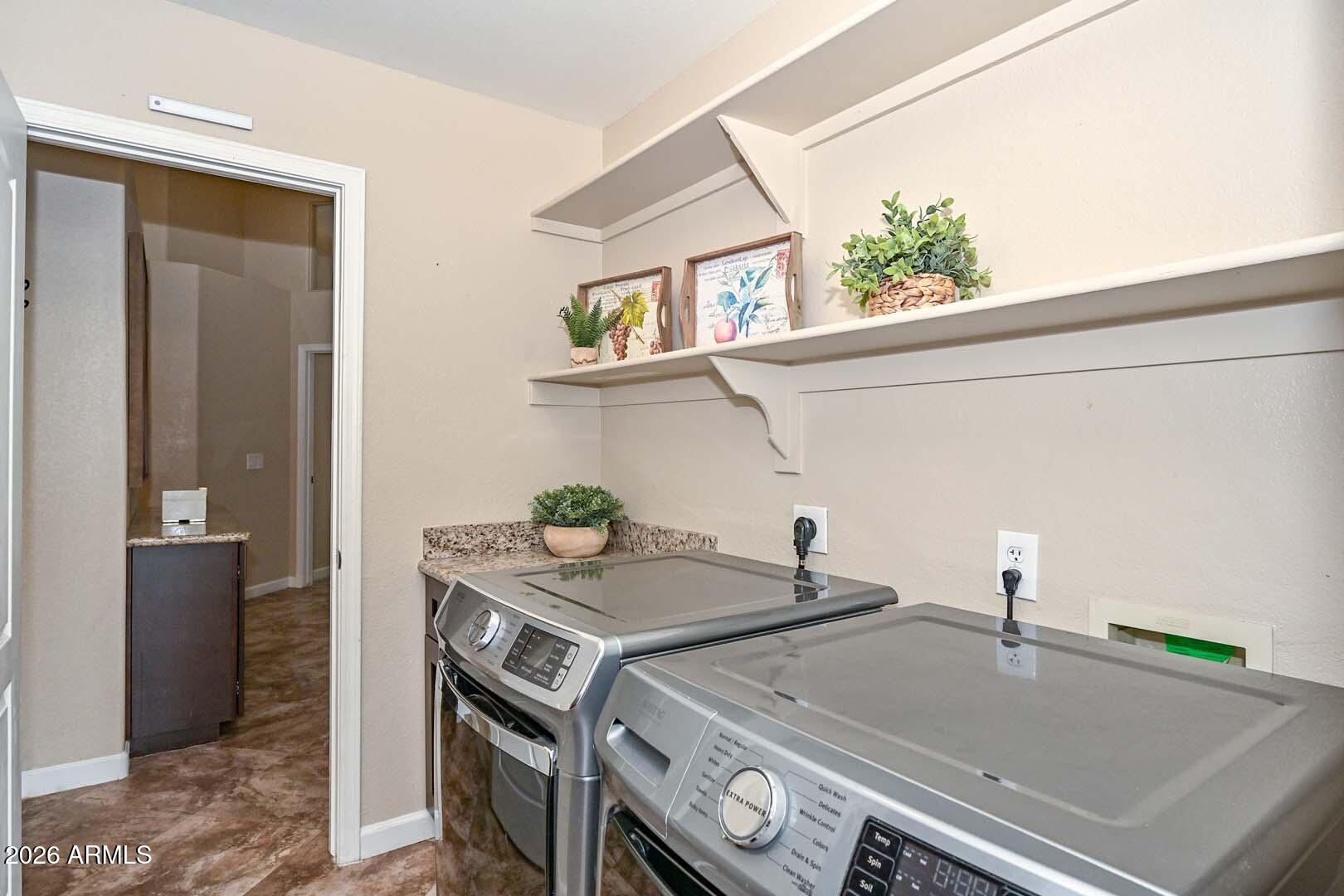 7444 W FOOTHILL Drive