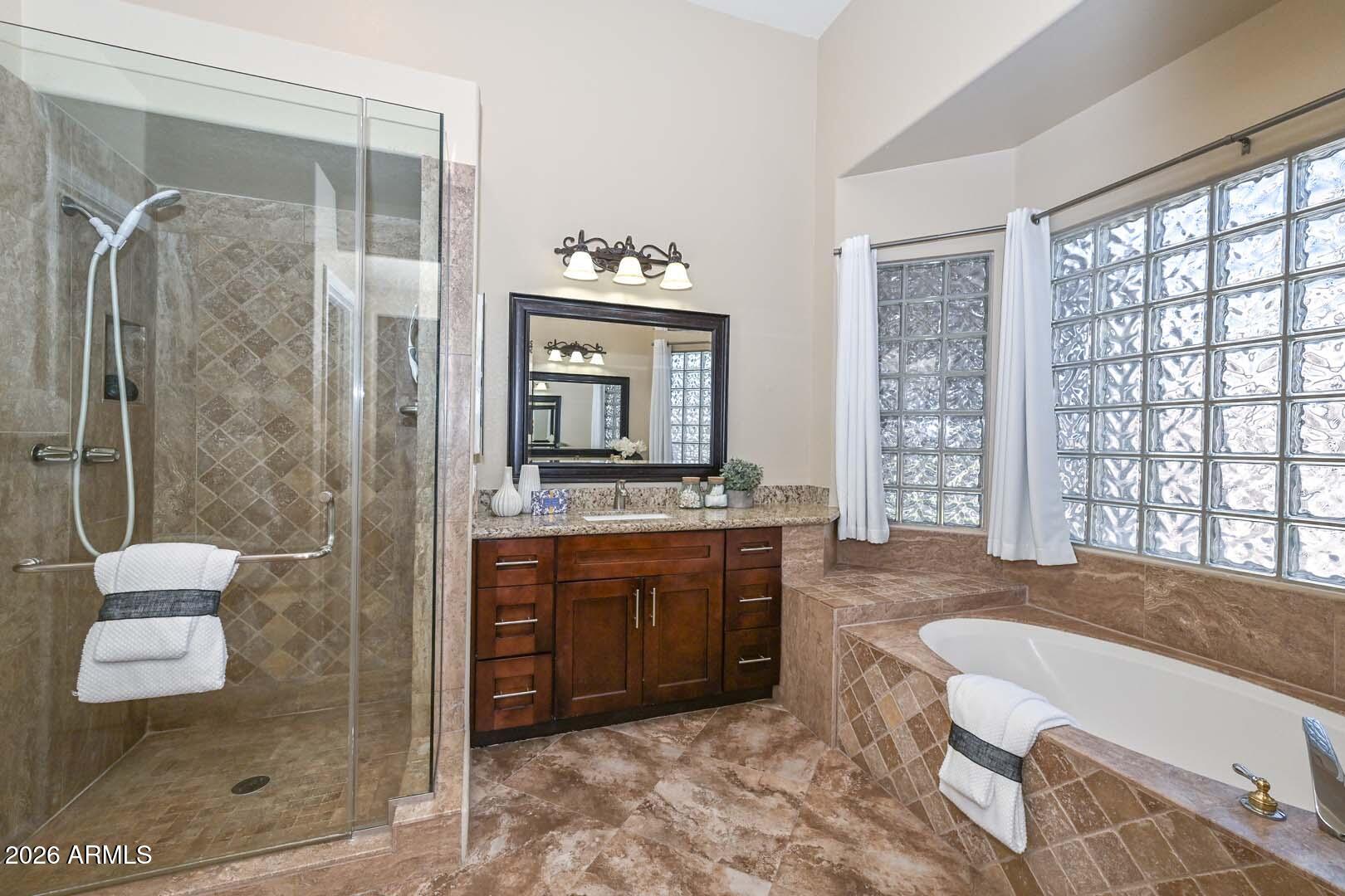 7444 W FOOTHILL Drive