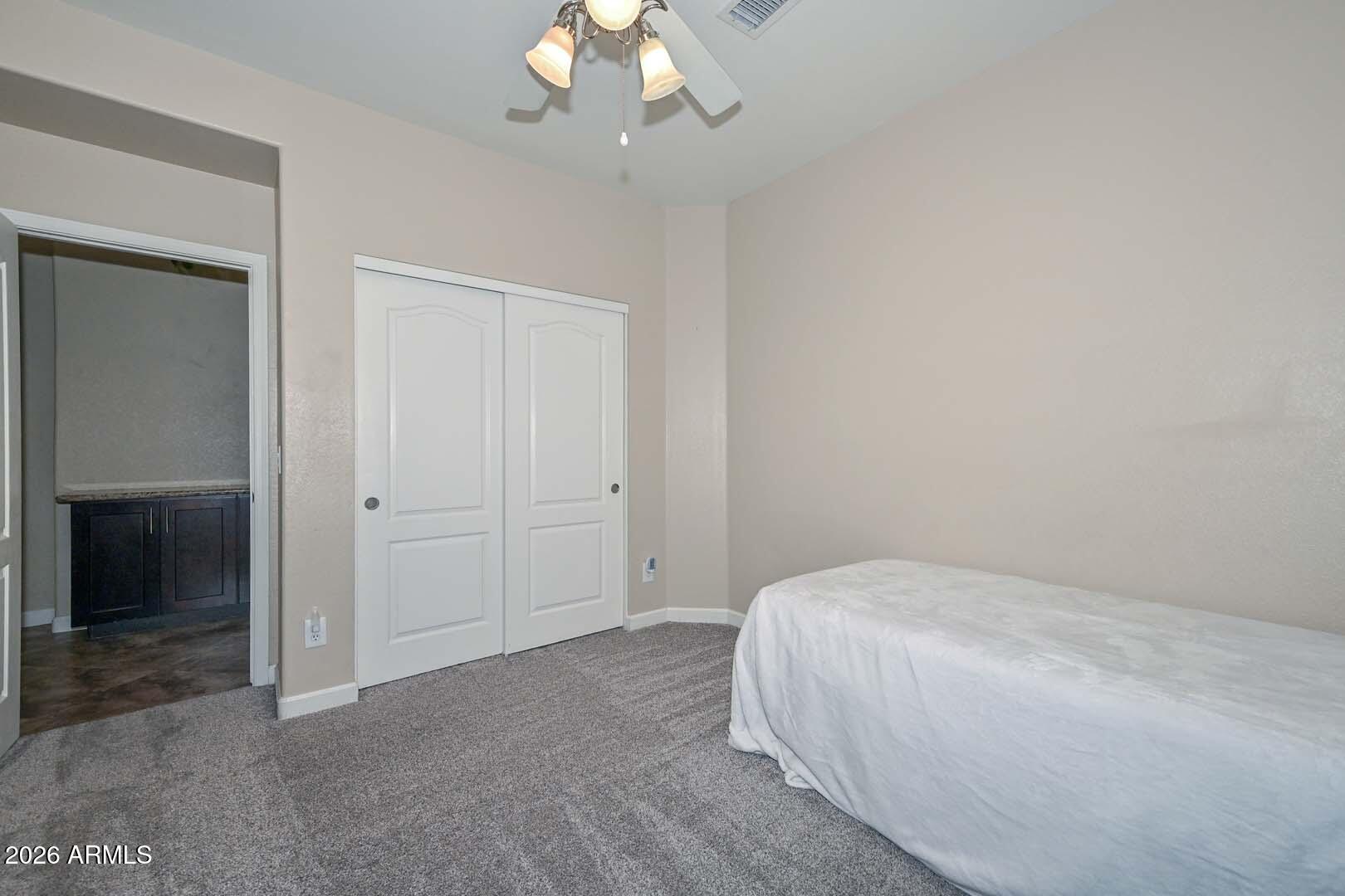 7444 W FOOTHILL Drive