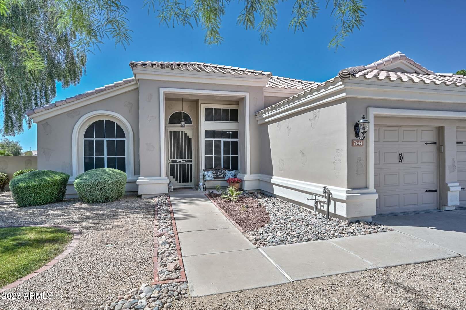 7444 W FOOTHILL Drive