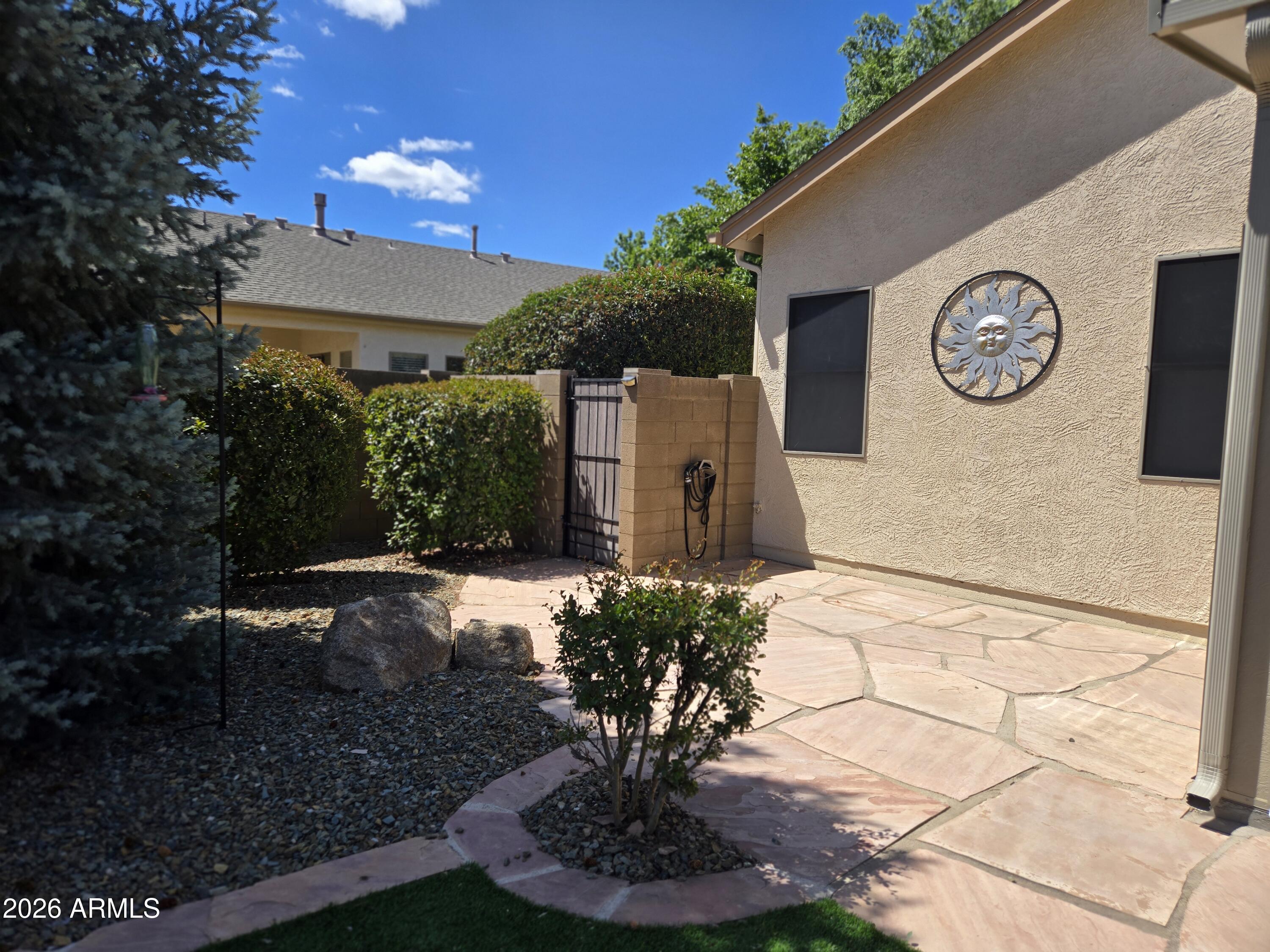 6962 E Yellowglen Drive