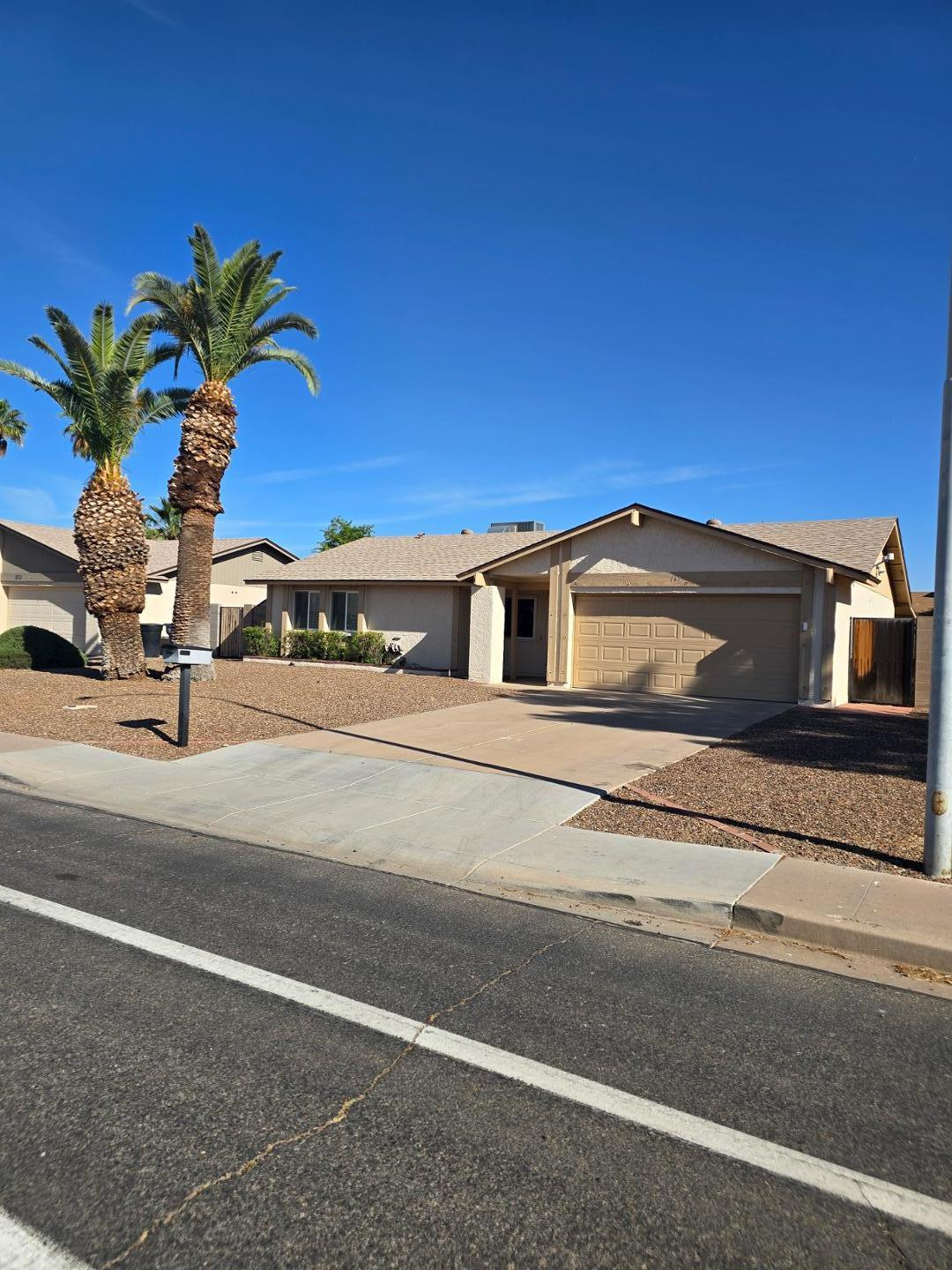 1615 W Summit Place