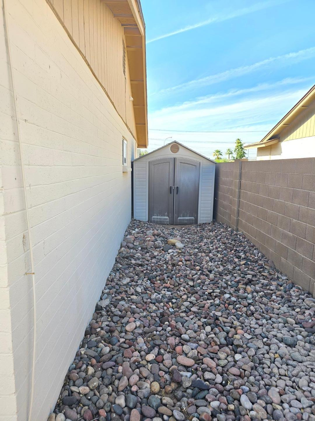 1615 W Summit Place