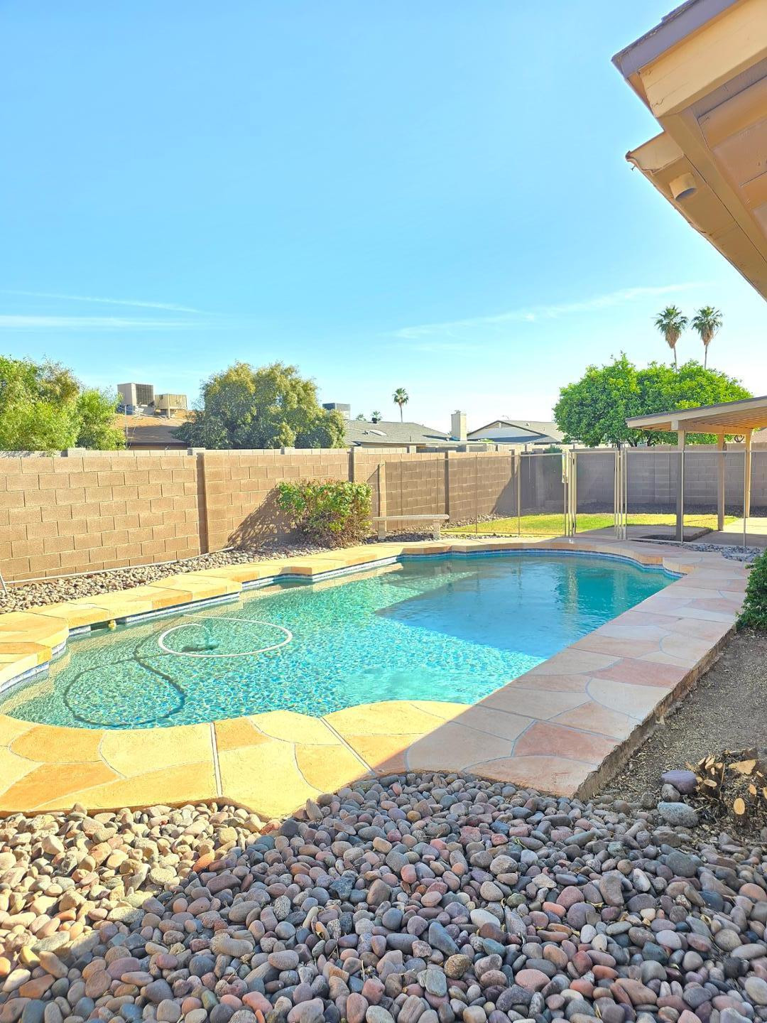 1615 W Summit Place
