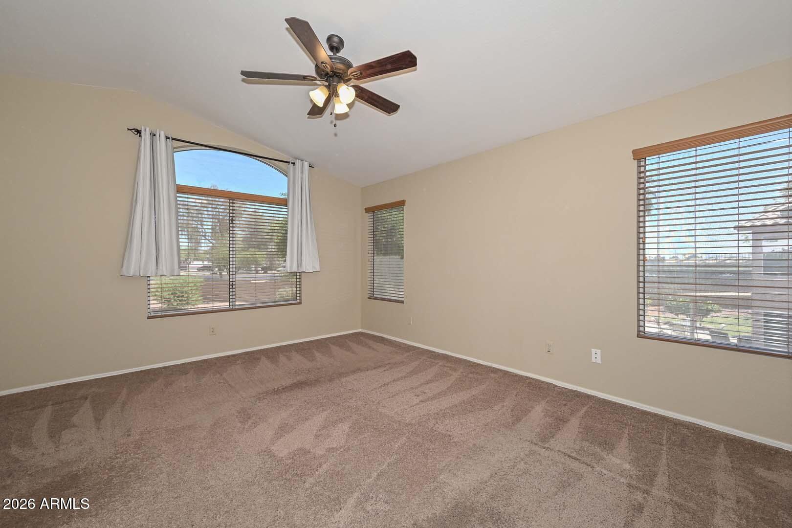 7110 W VIA DE LUNA Drive