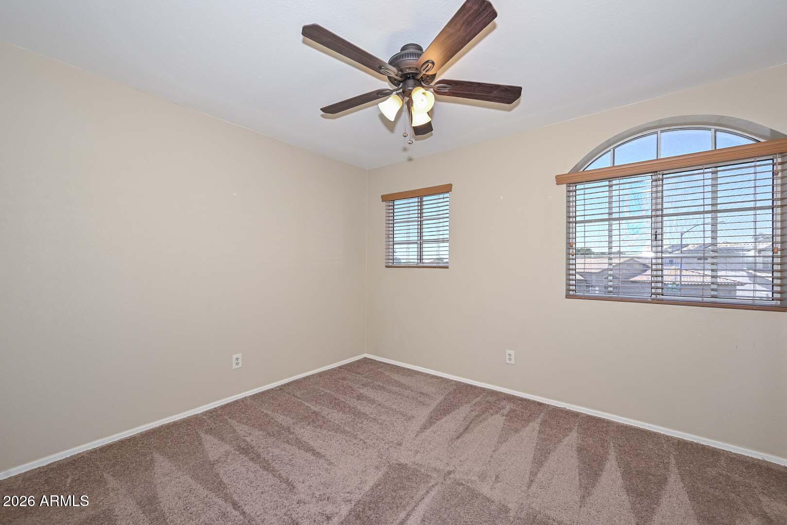 7110 W VIA DE LUNA Drive