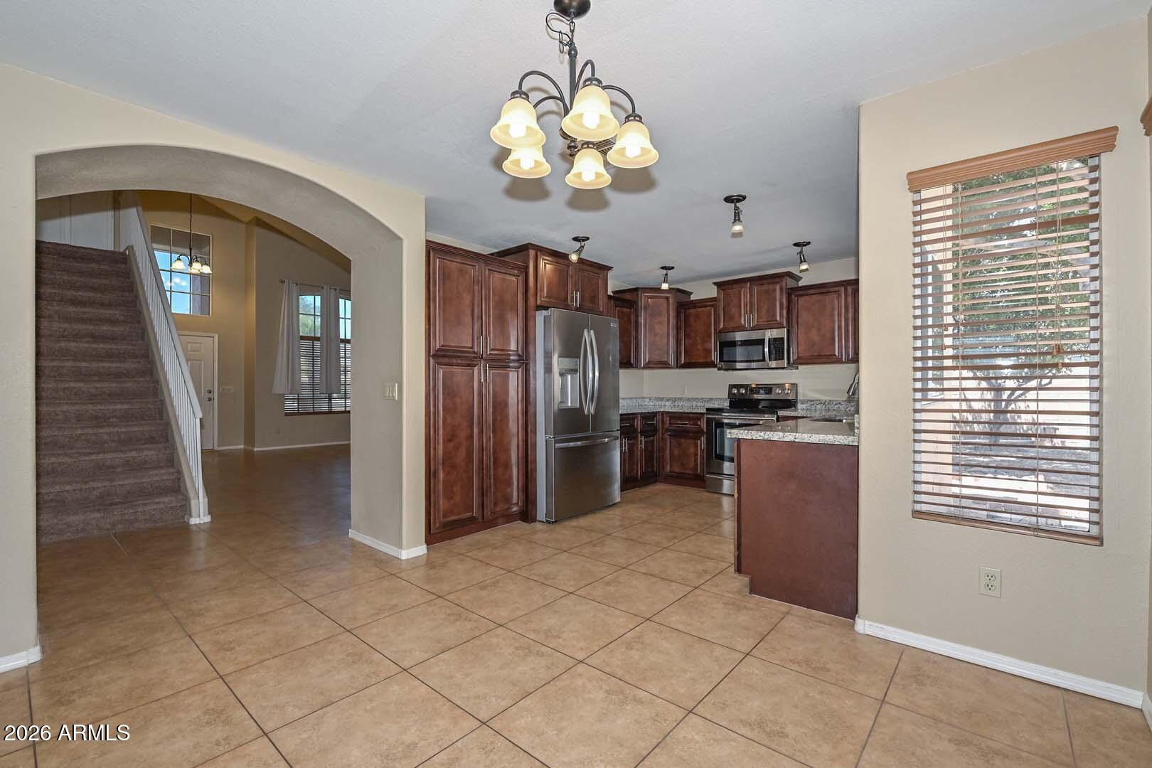7110 W VIA DE LUNA Drive