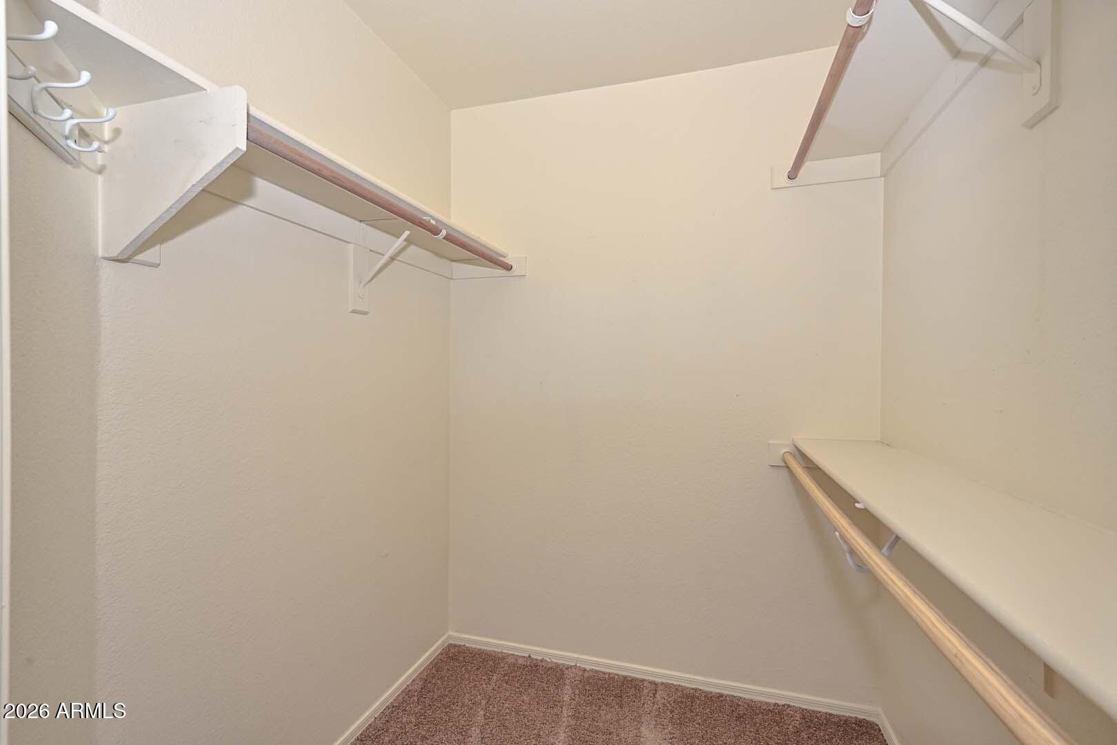 7110 W VIA DE LUNA Drive