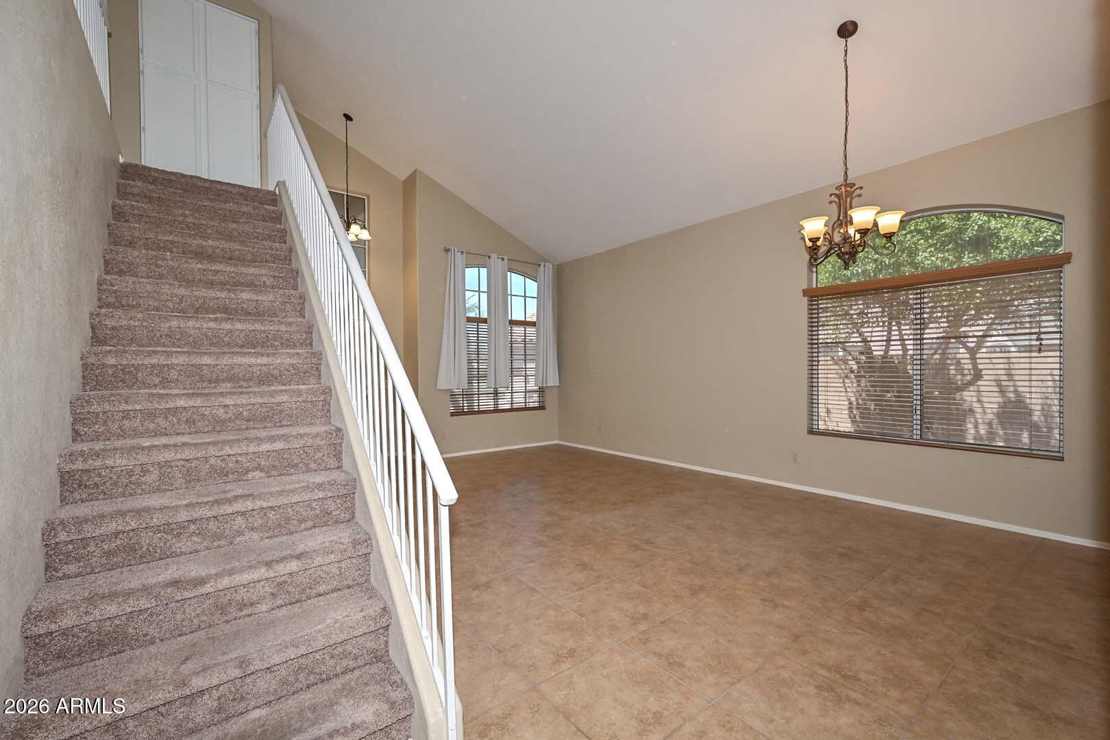7110 W VIA DE LUNA Drive