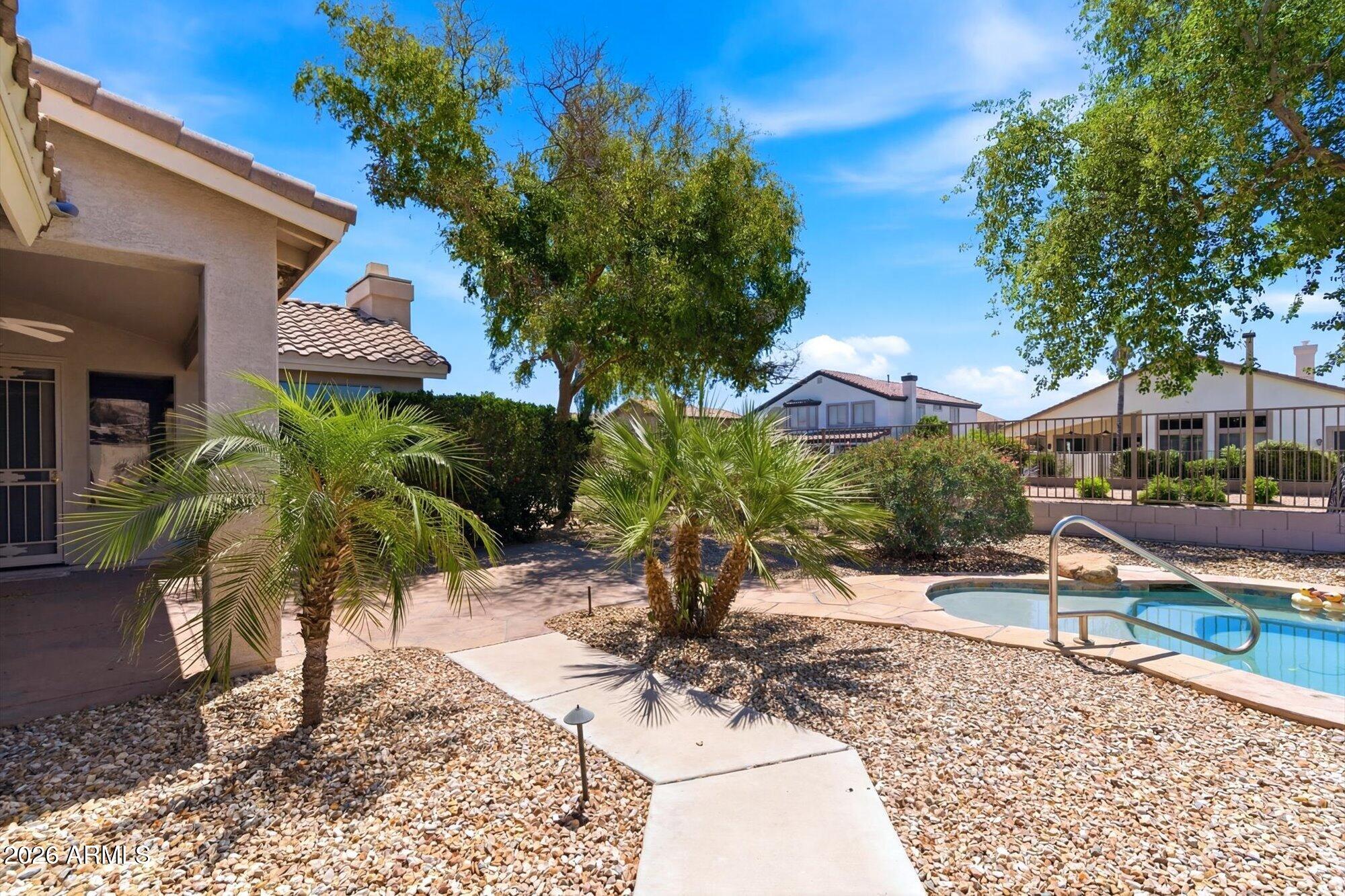 7001 W LONE CACTUS Drive