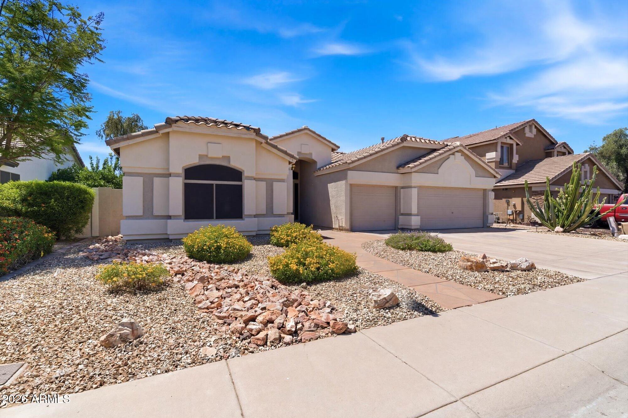 7001 W LONE CACTUS Drive