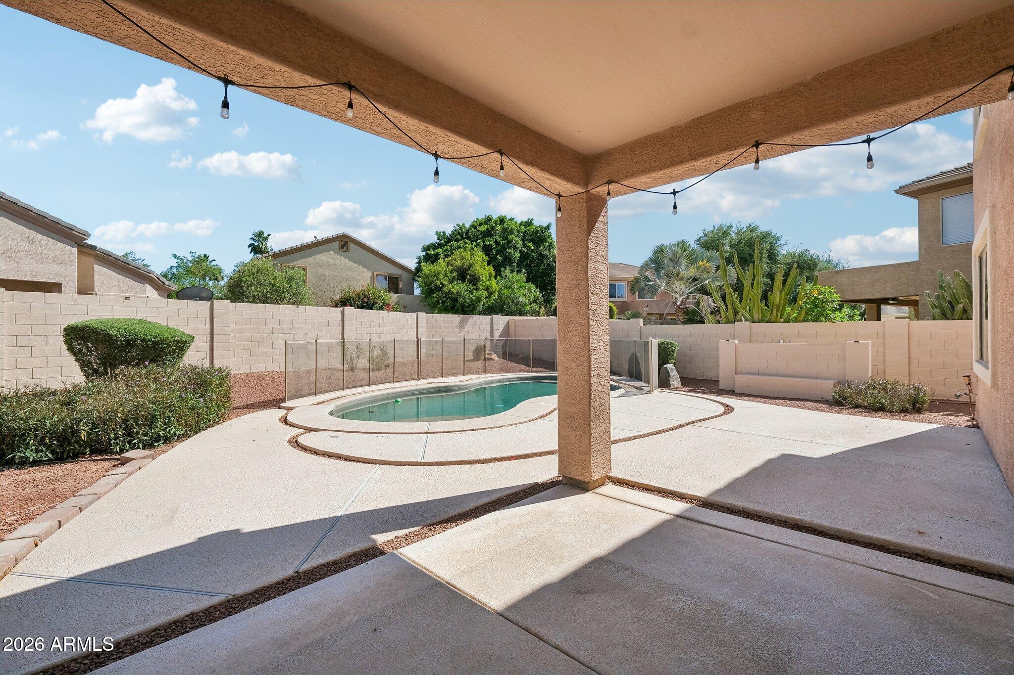 13609 W Alvarado Drive