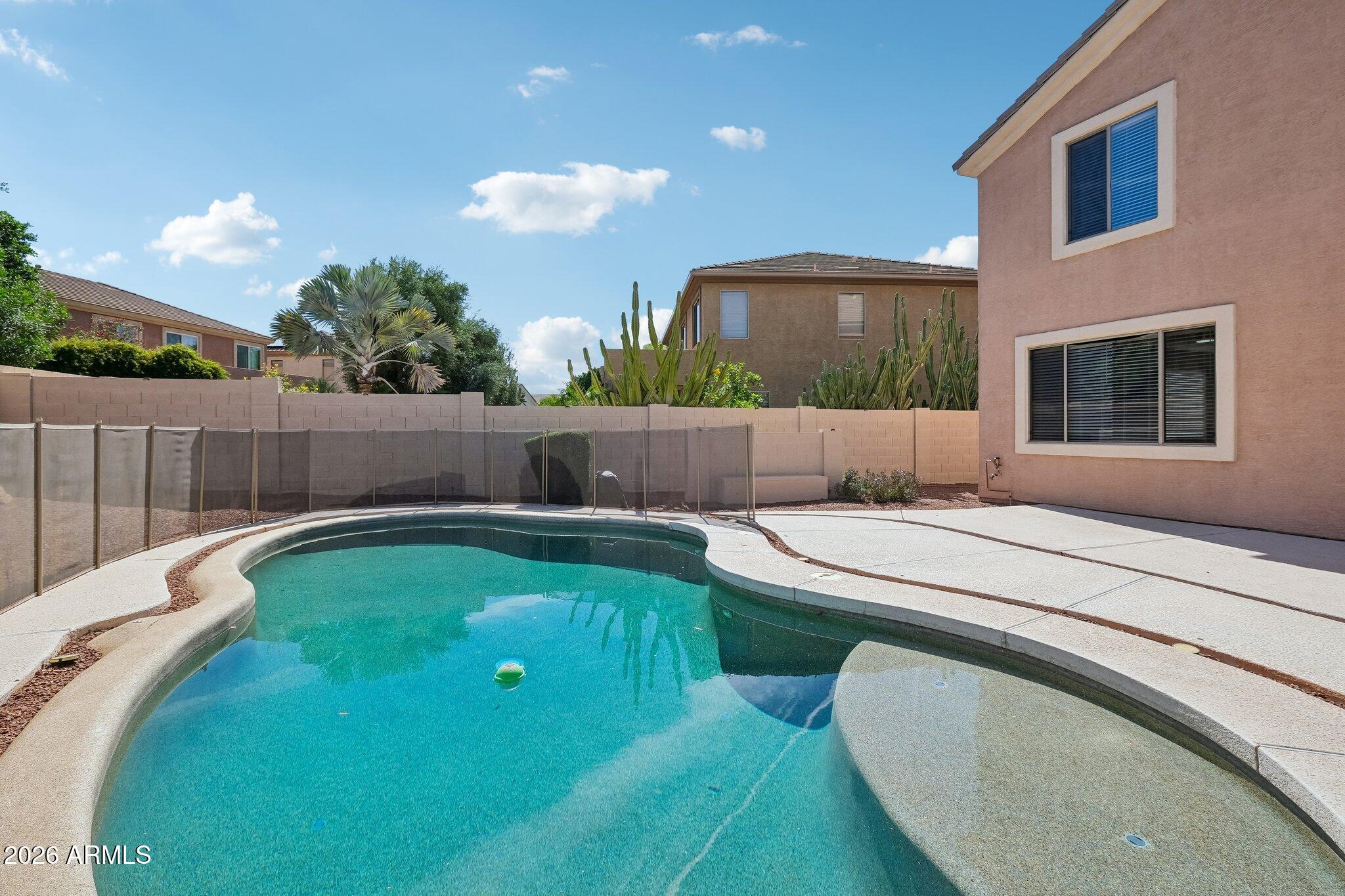 13609 W Alvarado Drive