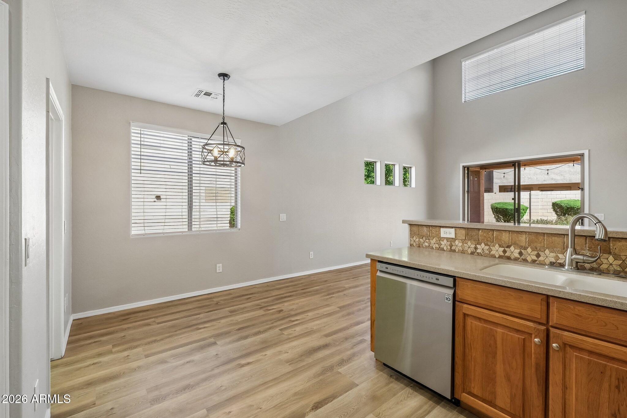 13609 W Alvarado Drive