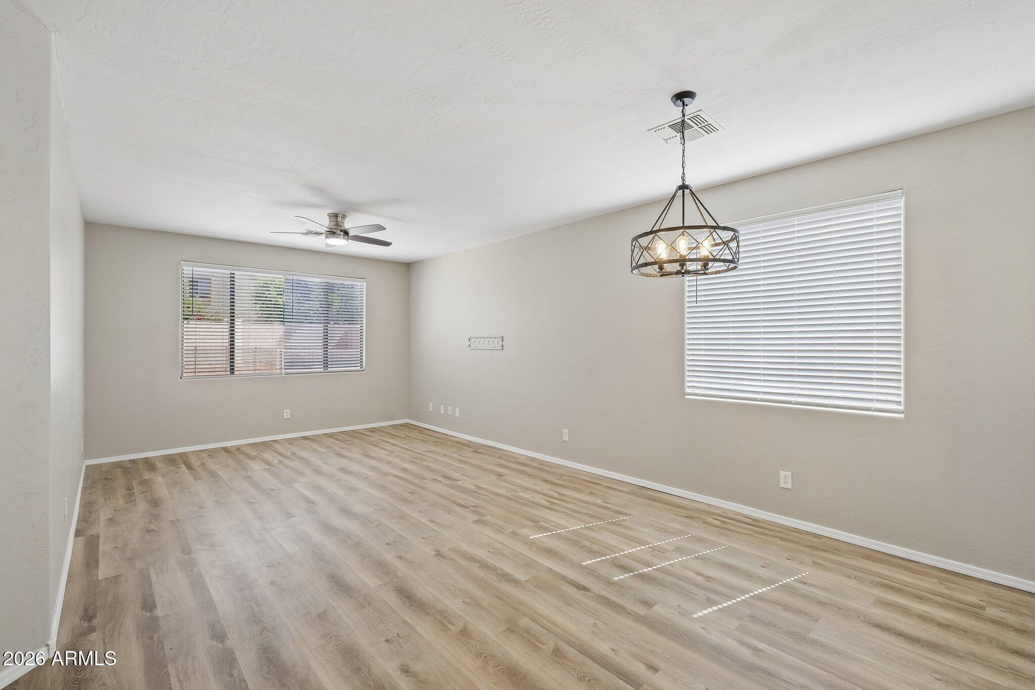 13609 W Alvarado Drive