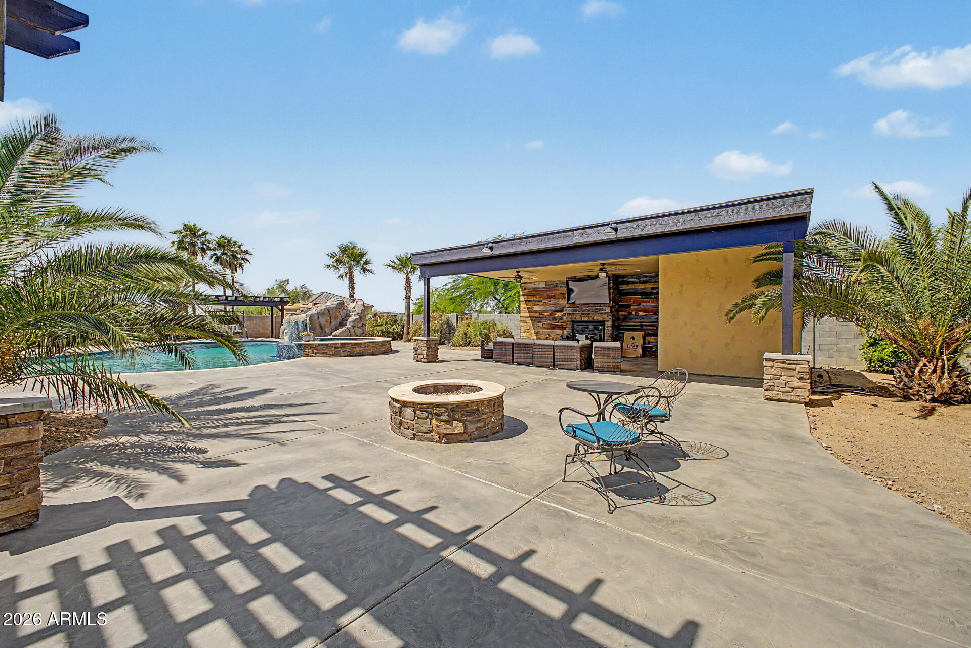 1703 W Quartz Rock Road