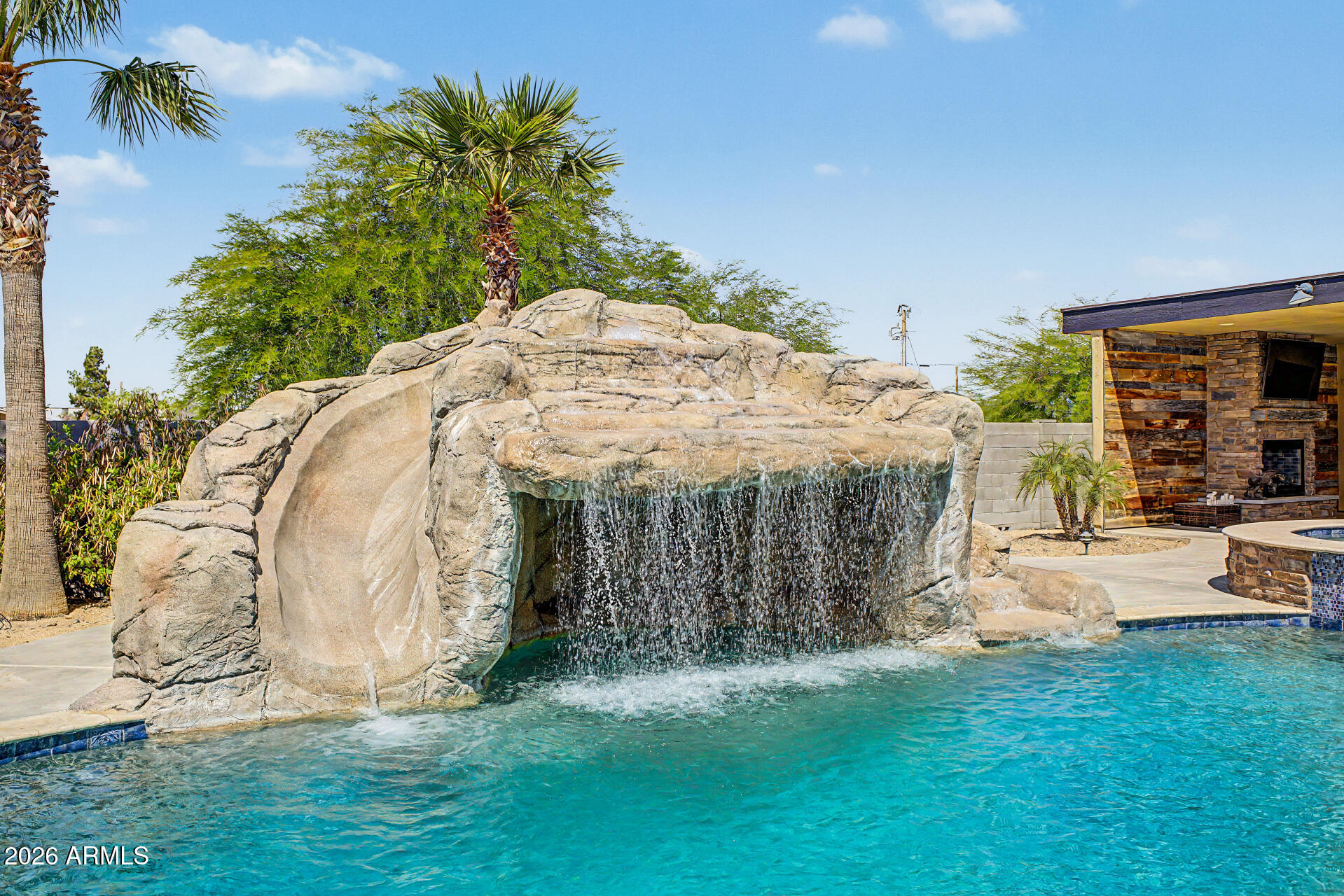 1703 W Quartz Rock Road