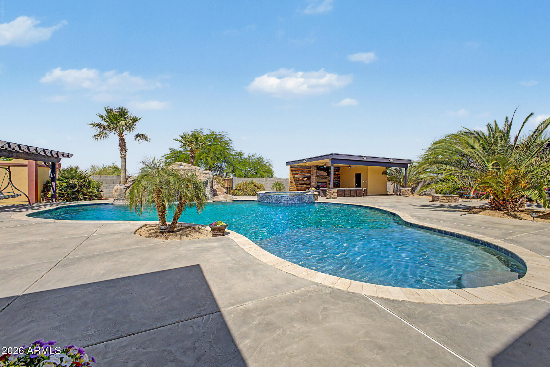 1703 W Quartz Rock Road