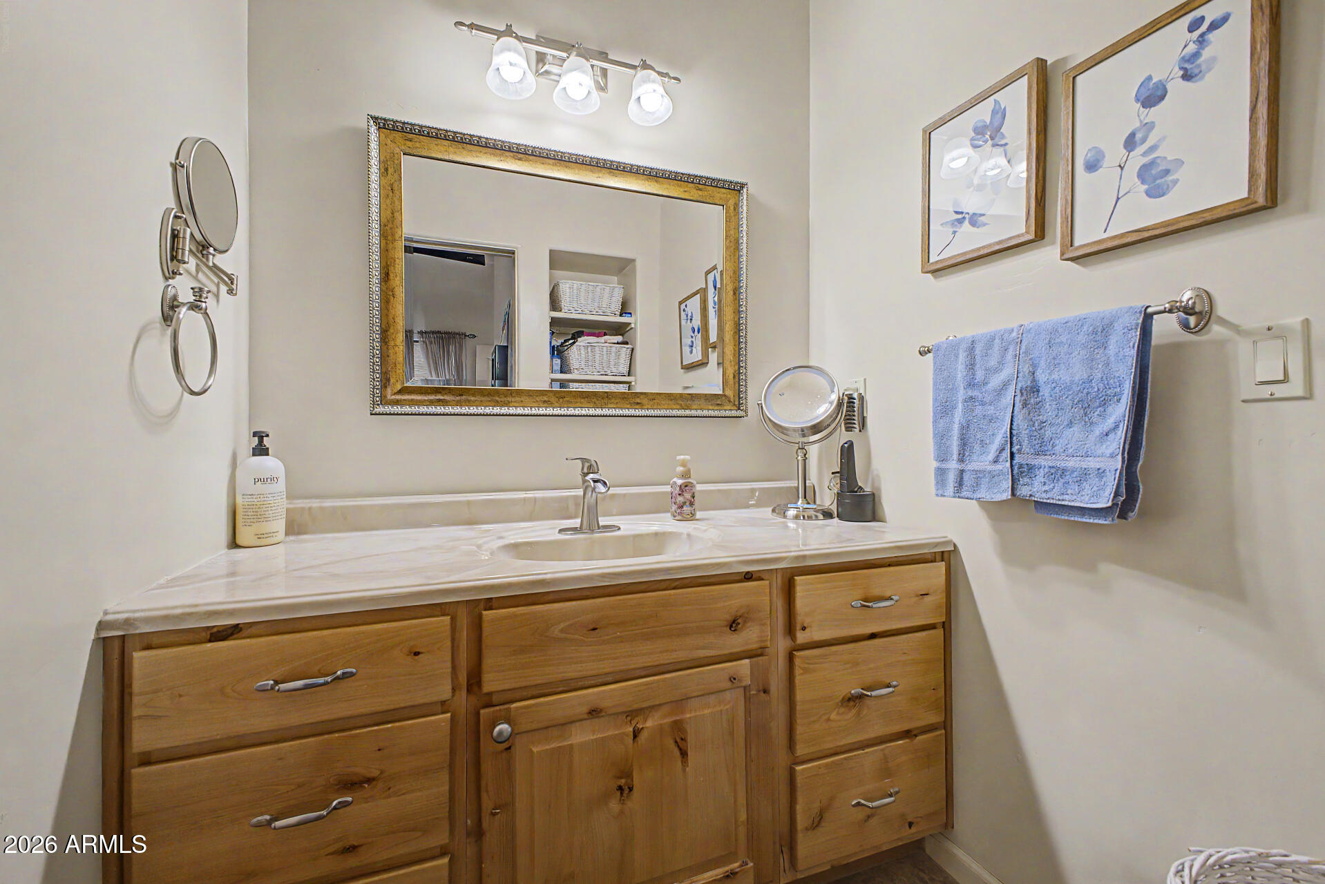 1703 W Quartz Rock Road