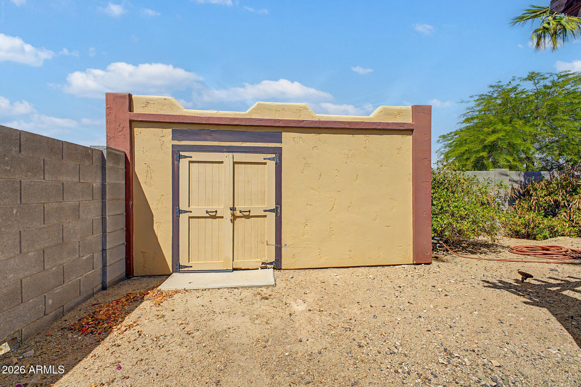 1703 W Quartz Rock Road