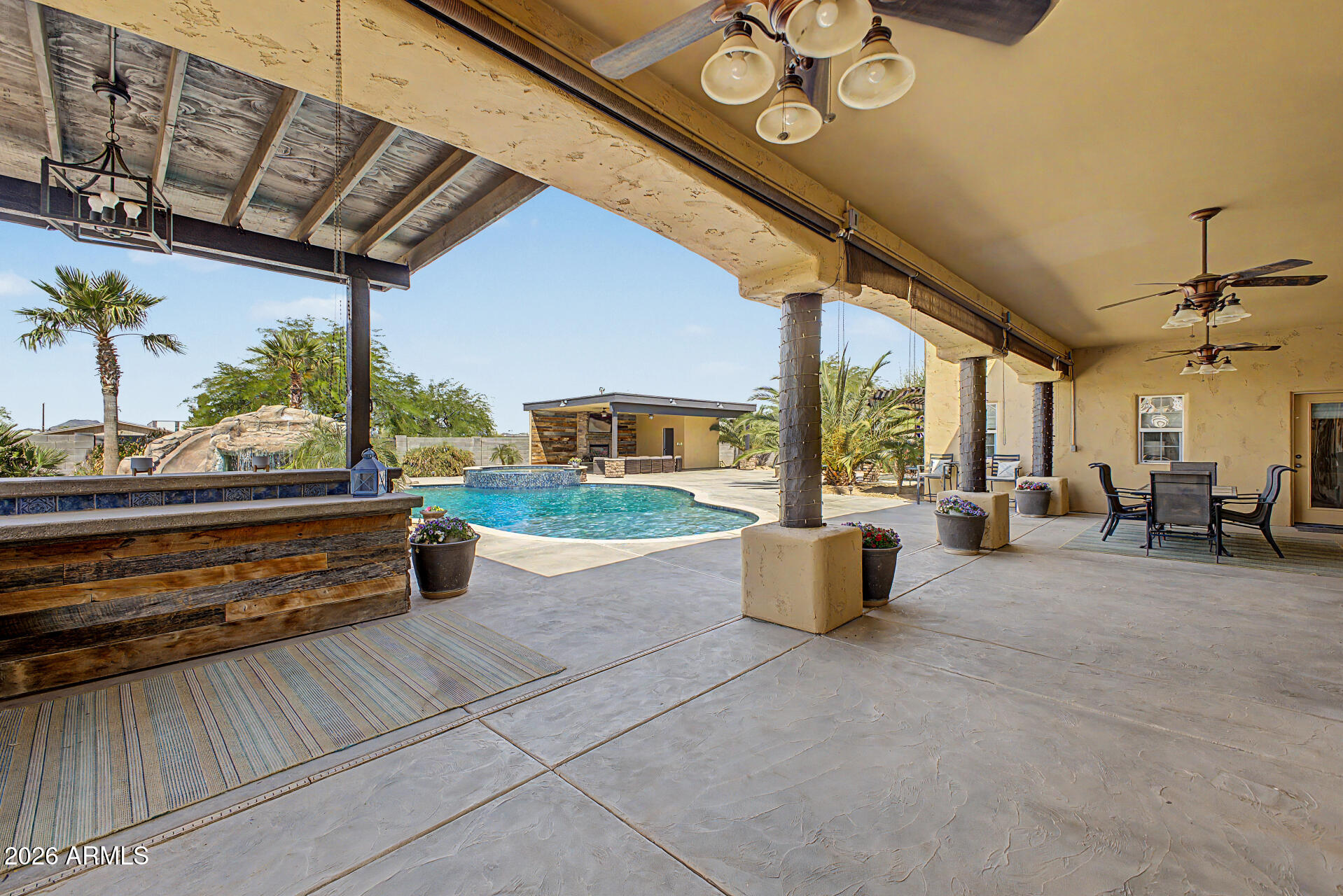1703 W Quartz Rock Road