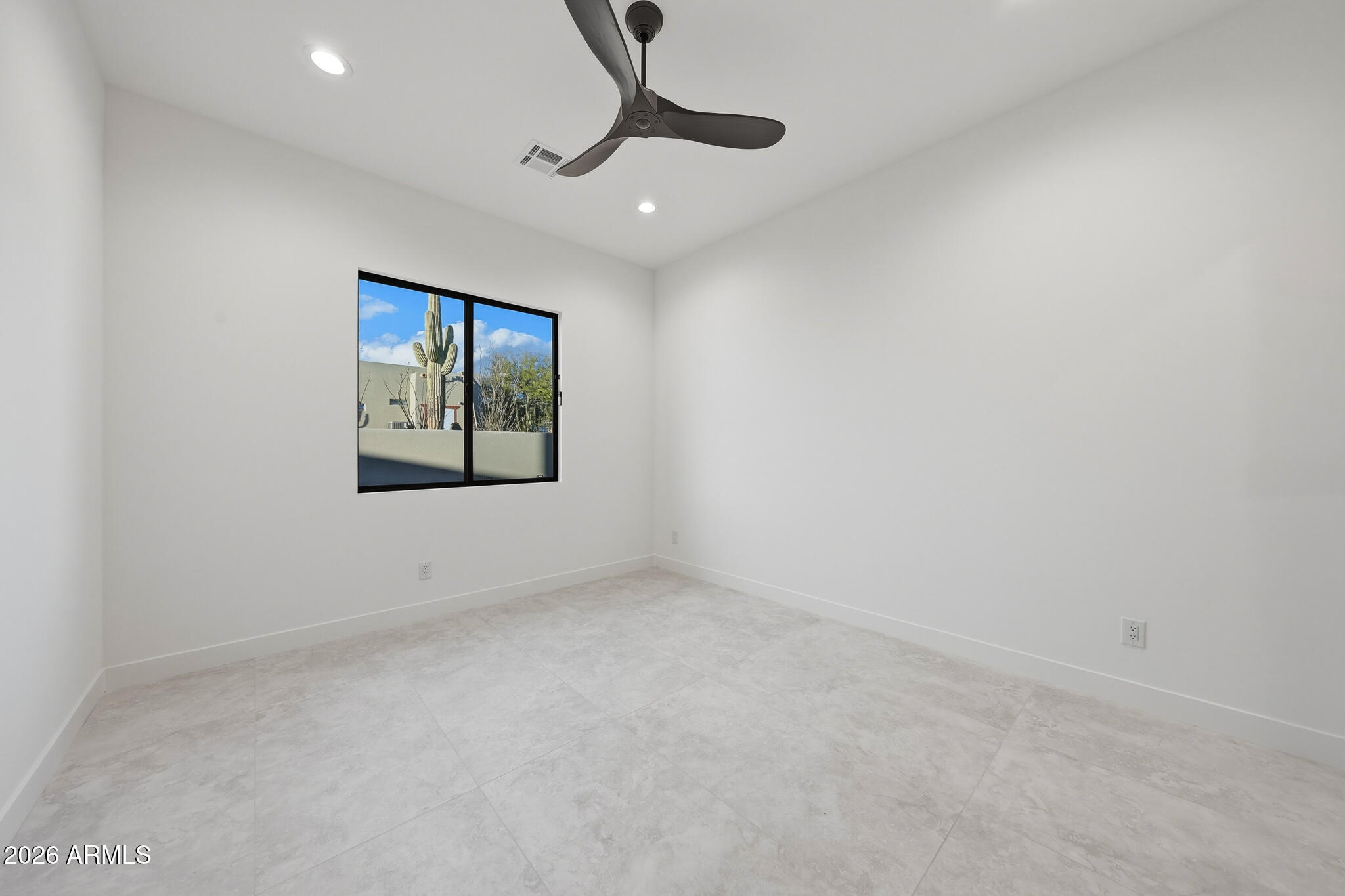 1420 E COYOTE WASH Drive