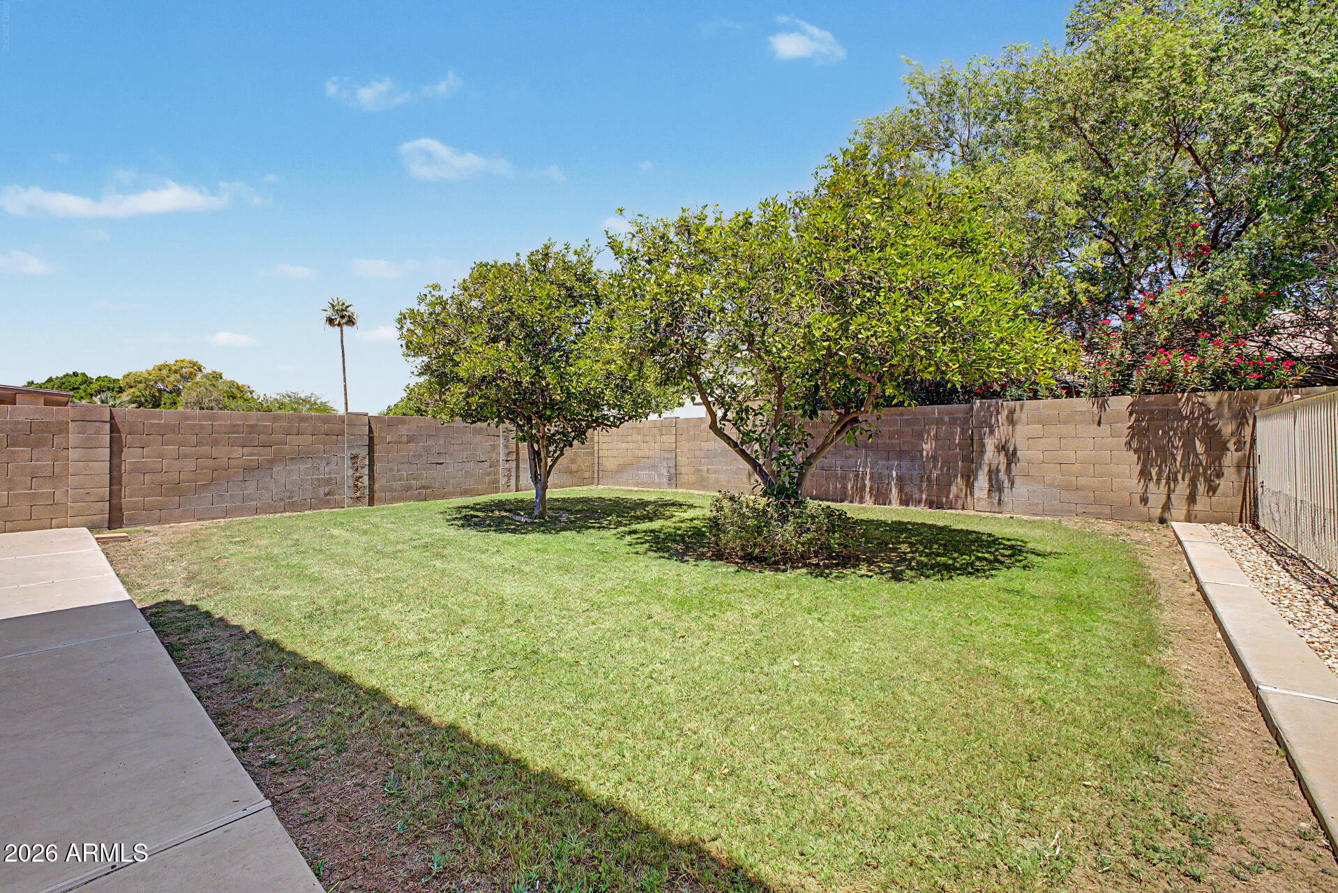 7672 W BETTY ELYSE Lane