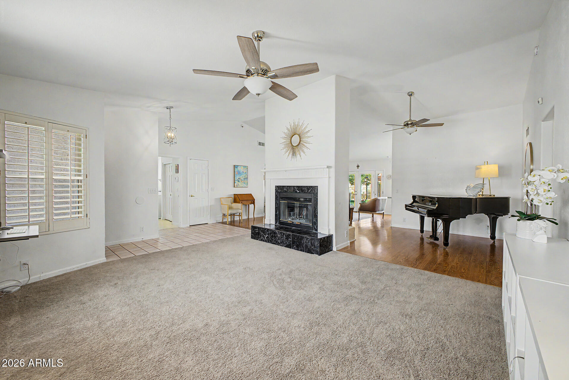 7526 W CORRINE Drive