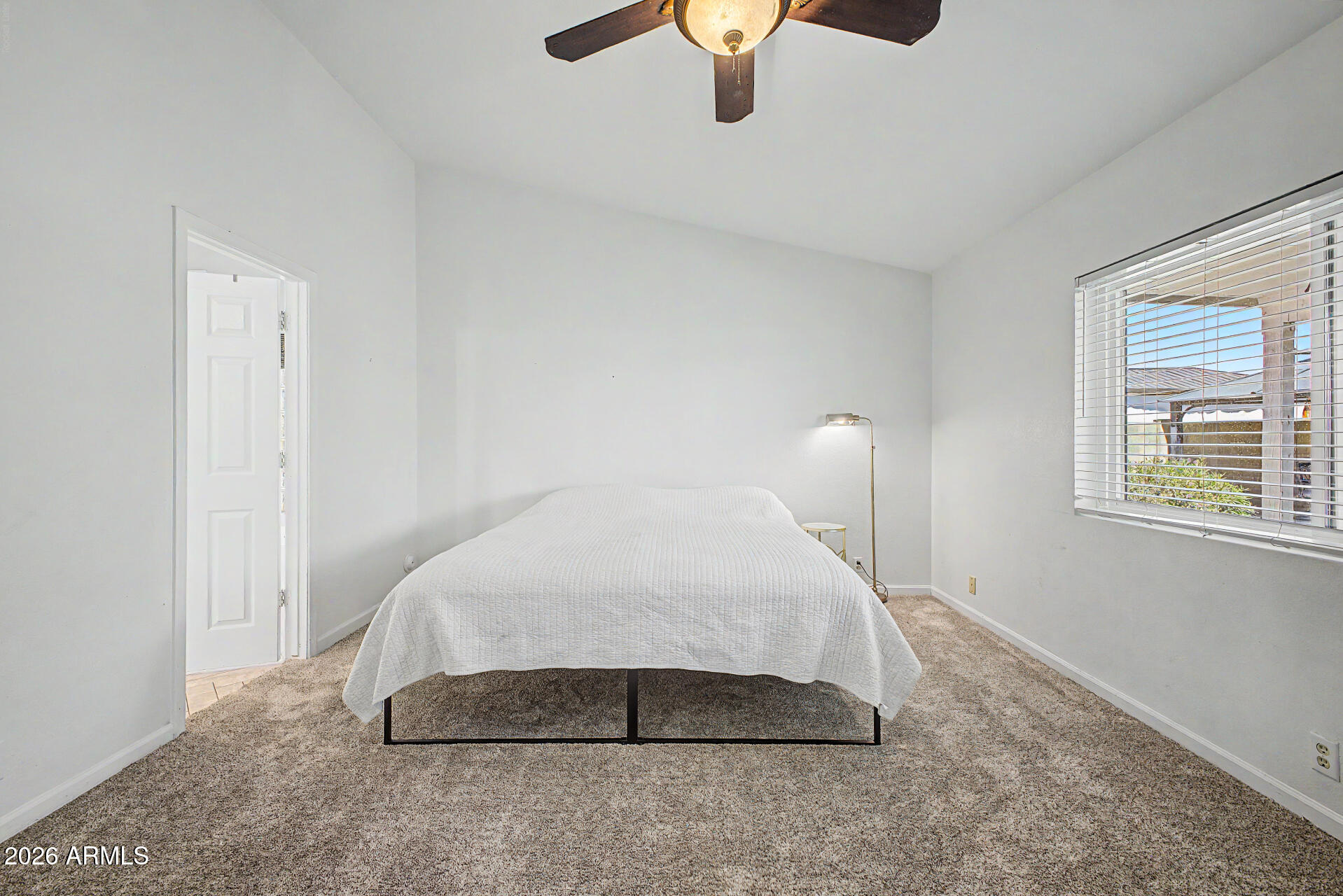 7526 W CORRINE Drive