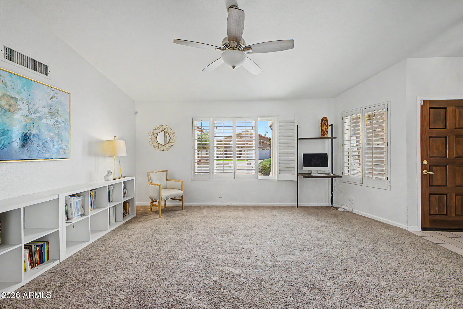 7526 W CORRINE Drive