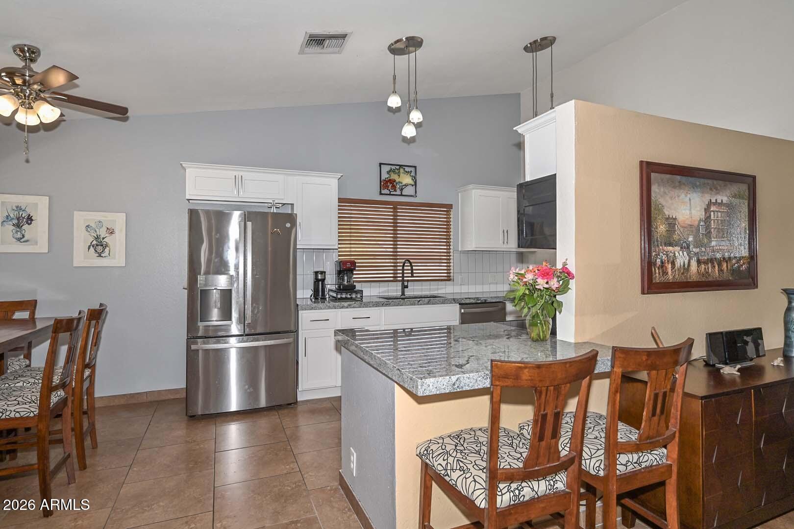 7637 W DREYFUS Drive