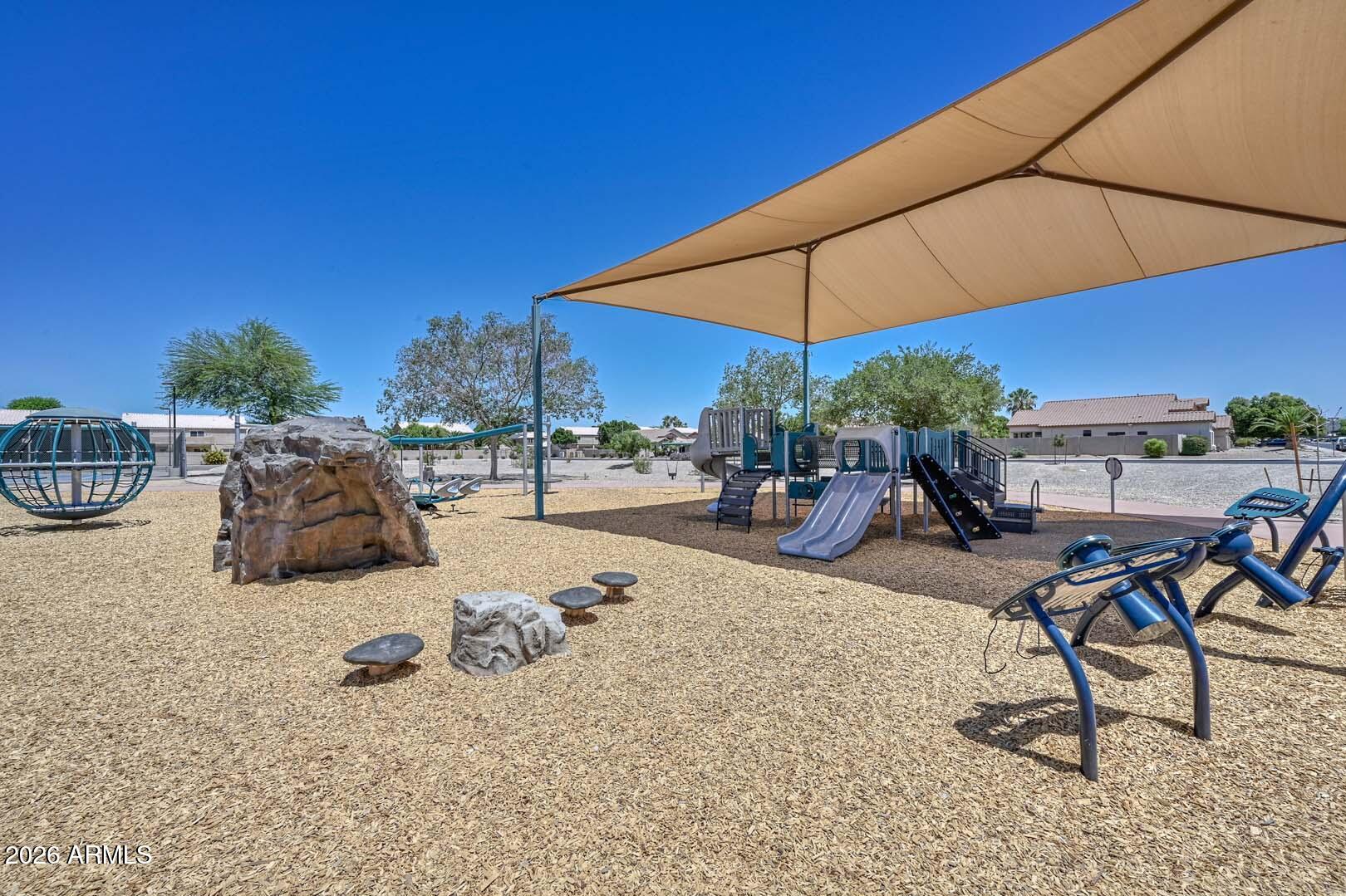 7637 W DREYFUS Drive