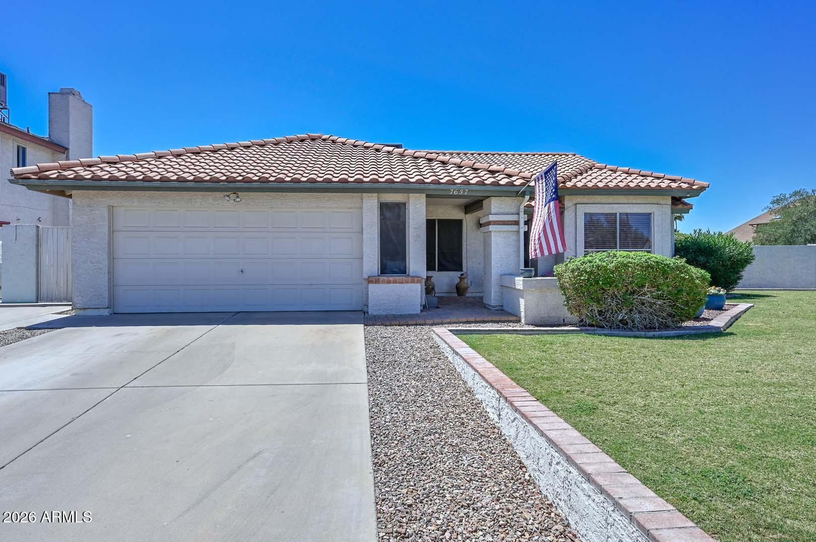 7637 W DREYFUS Drive