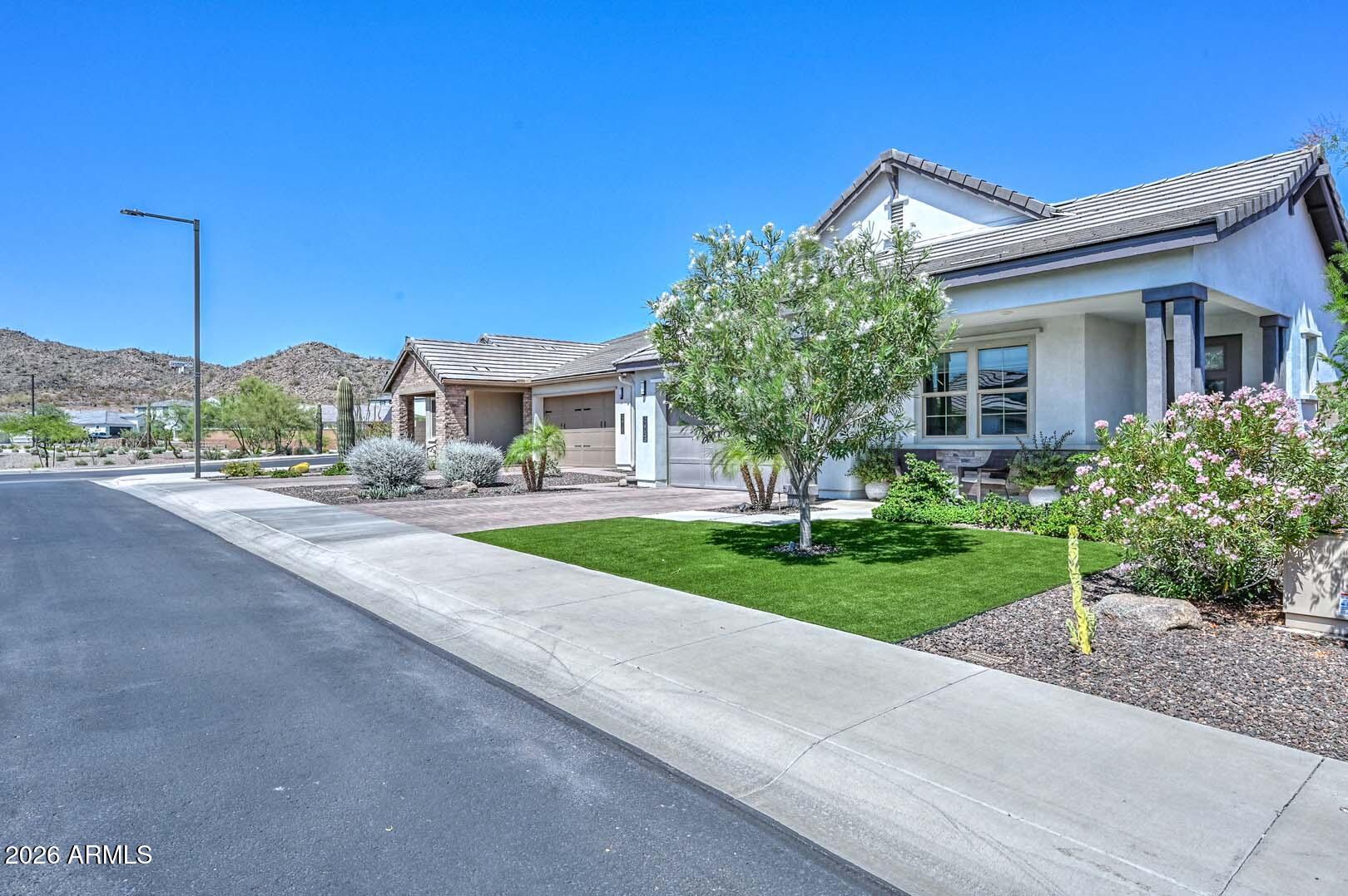 26733 N 68TH Lane