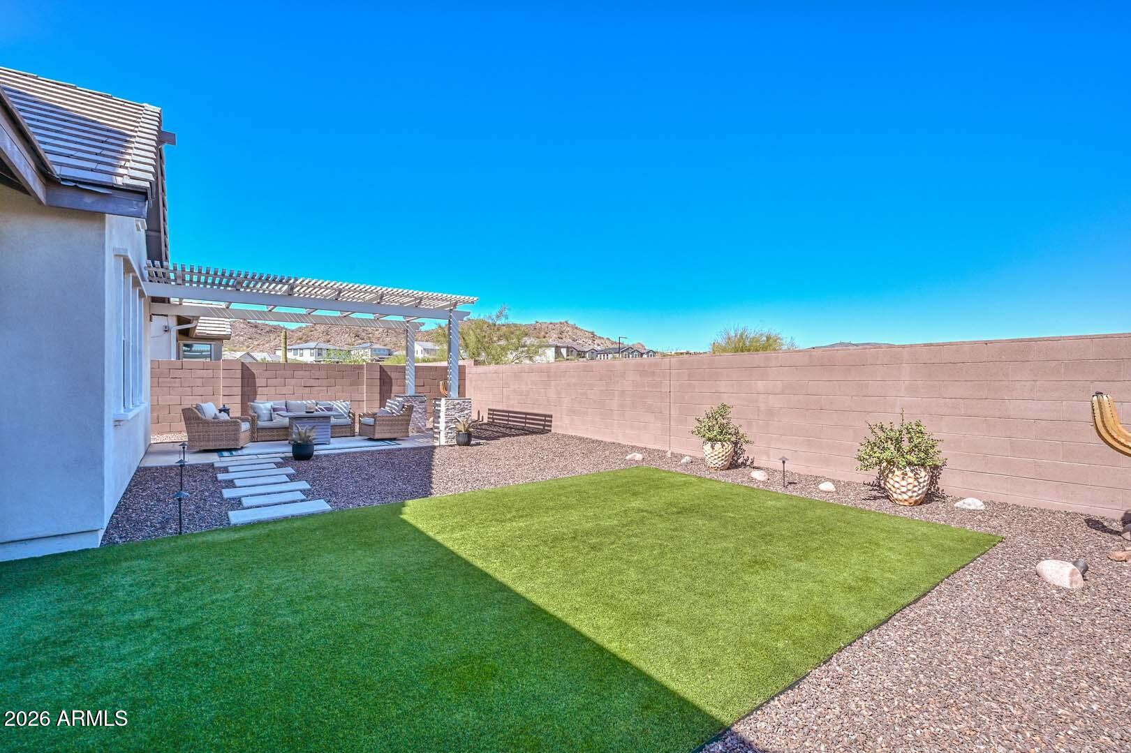 26733 N 68TH Lane